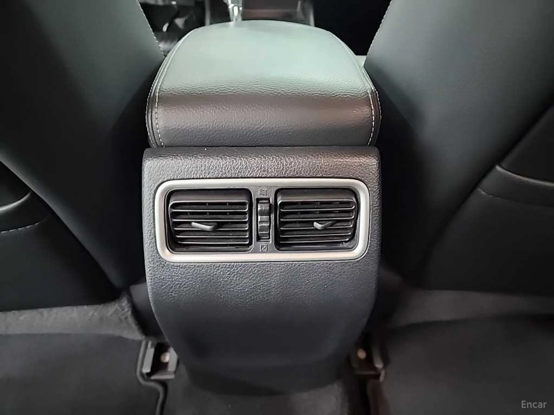 Nissan Altima превью 13