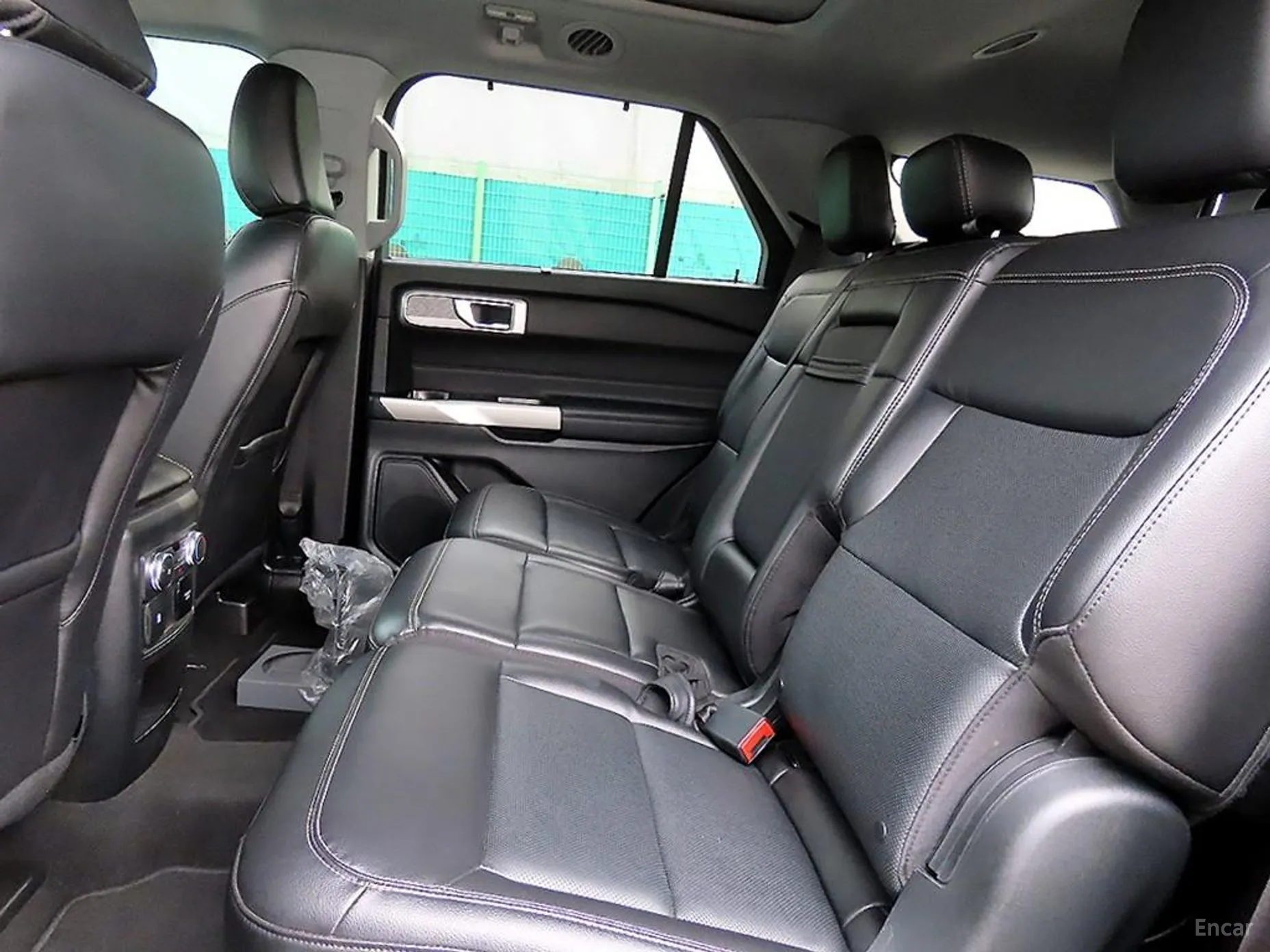 Ford Explorer 6th Generation превью 6