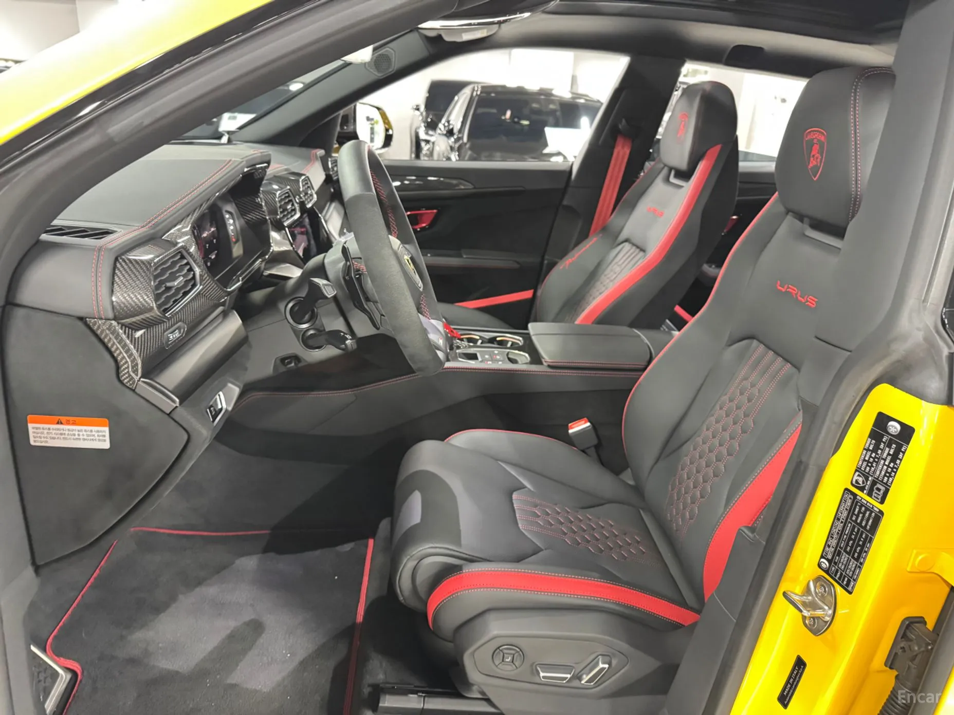 Lamborghini Urus превью 7