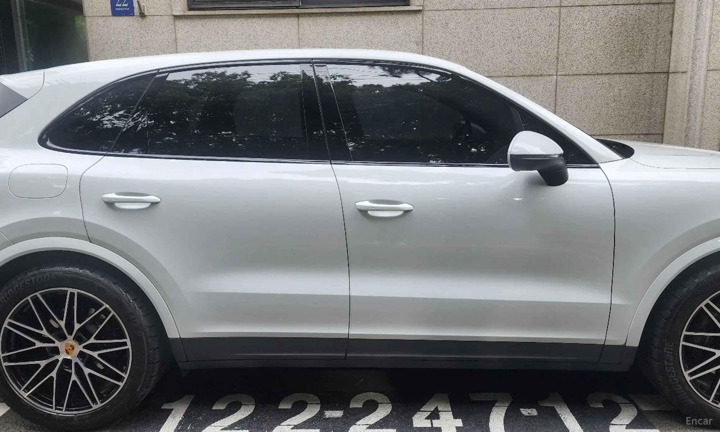 Porsche Cayenne (PO536) превью 3