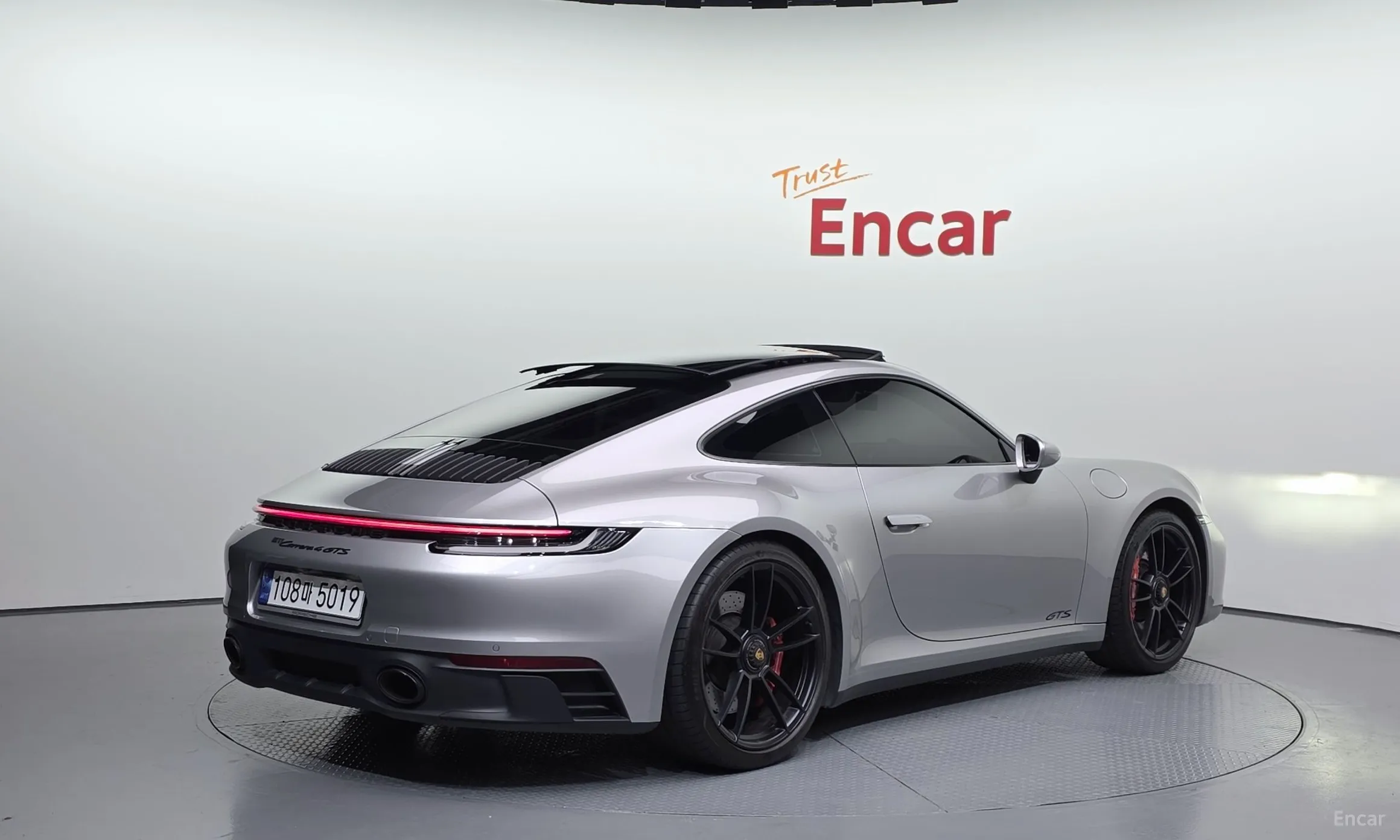 Porsche 911 (992)