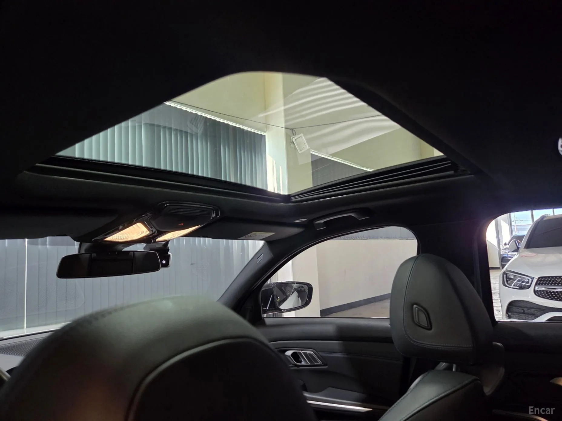 BMW 3 Series (G20) превью 14