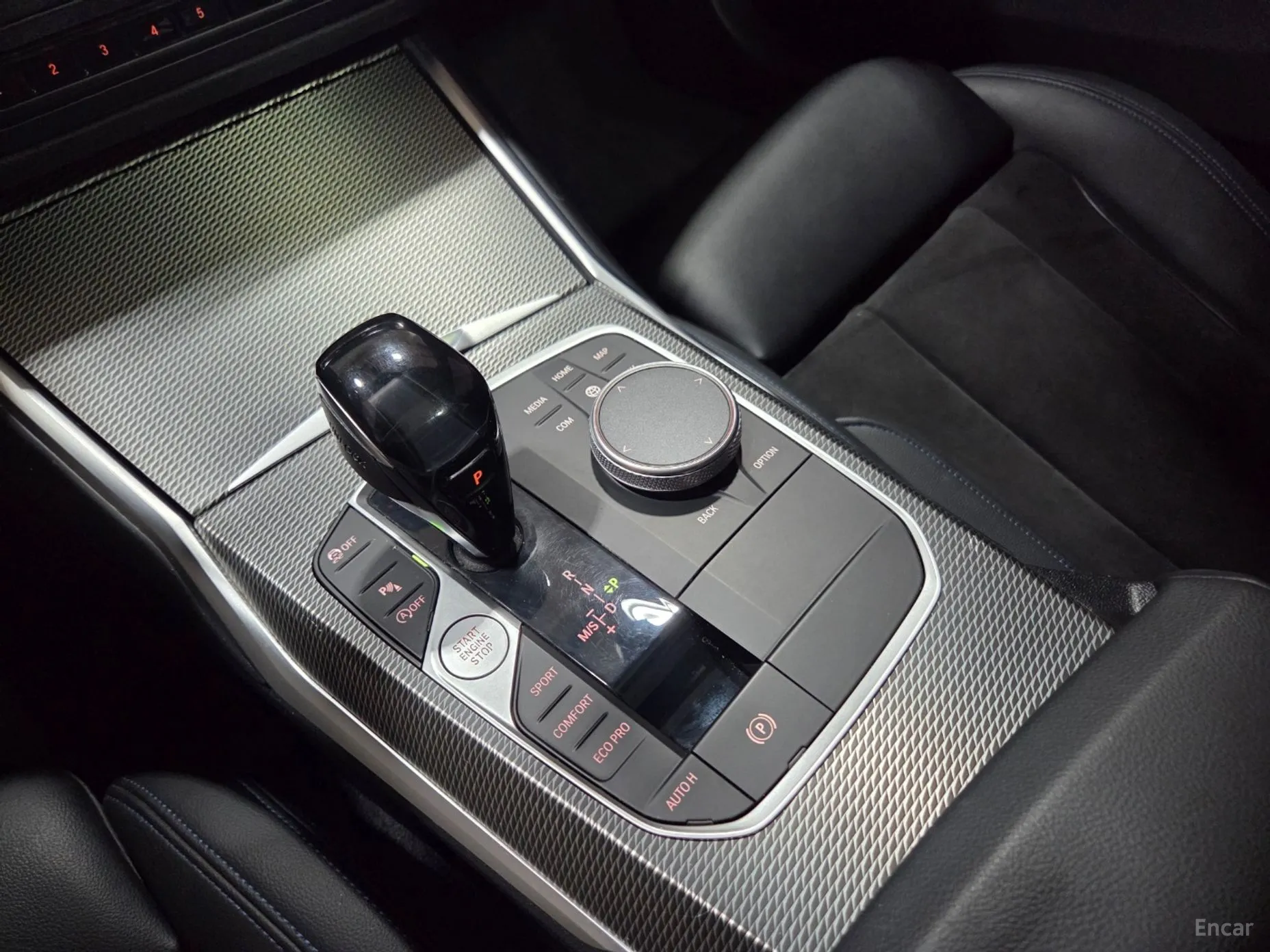 BMW 3 Series (G20) превью 20
