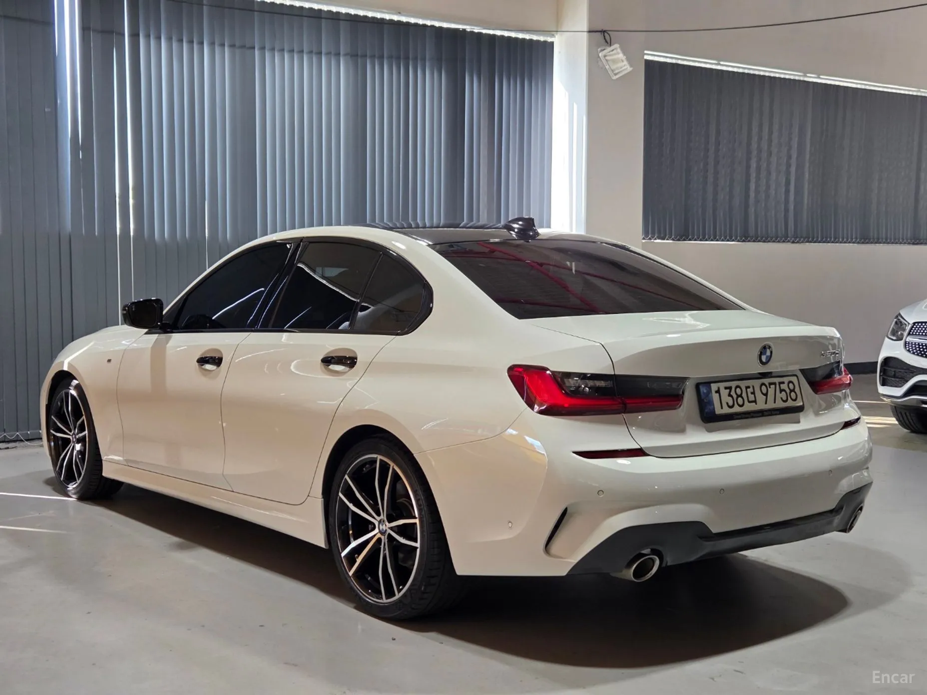 BMW 3 Series (G20) превью 4