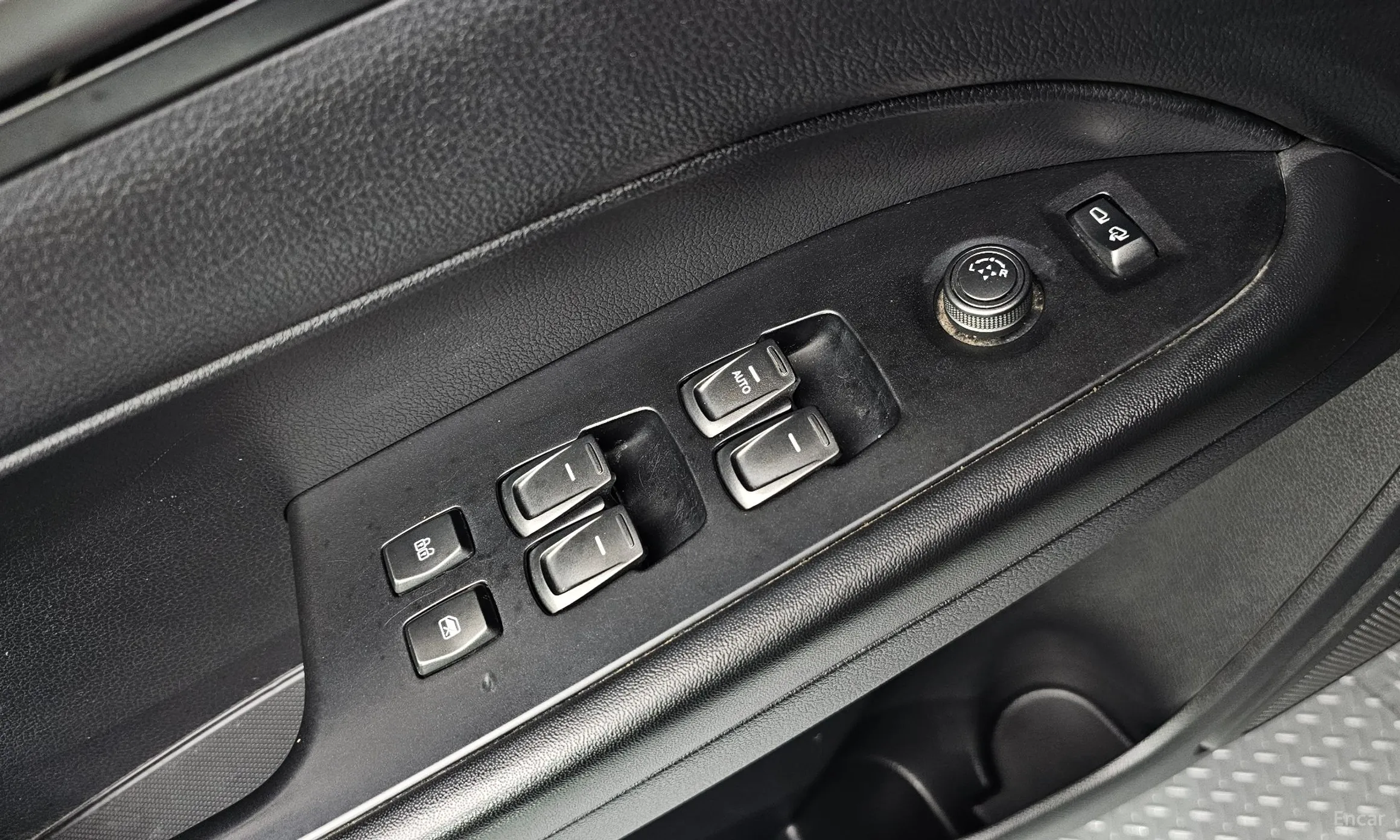 KG Mobility (SsangYong) Rexton Sports превью 12