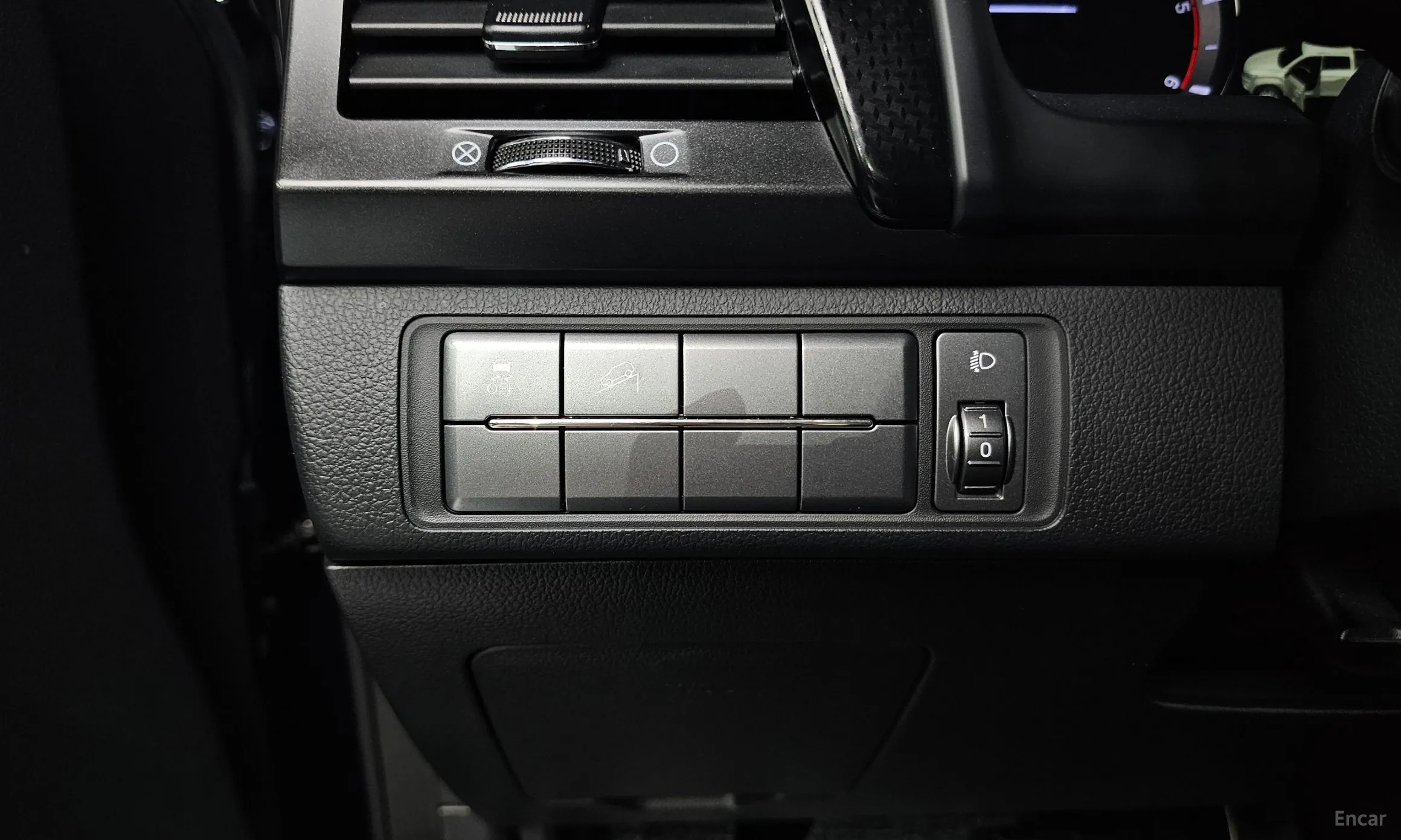 KG Mobility (SsangYong) Rexton Sports превью 14