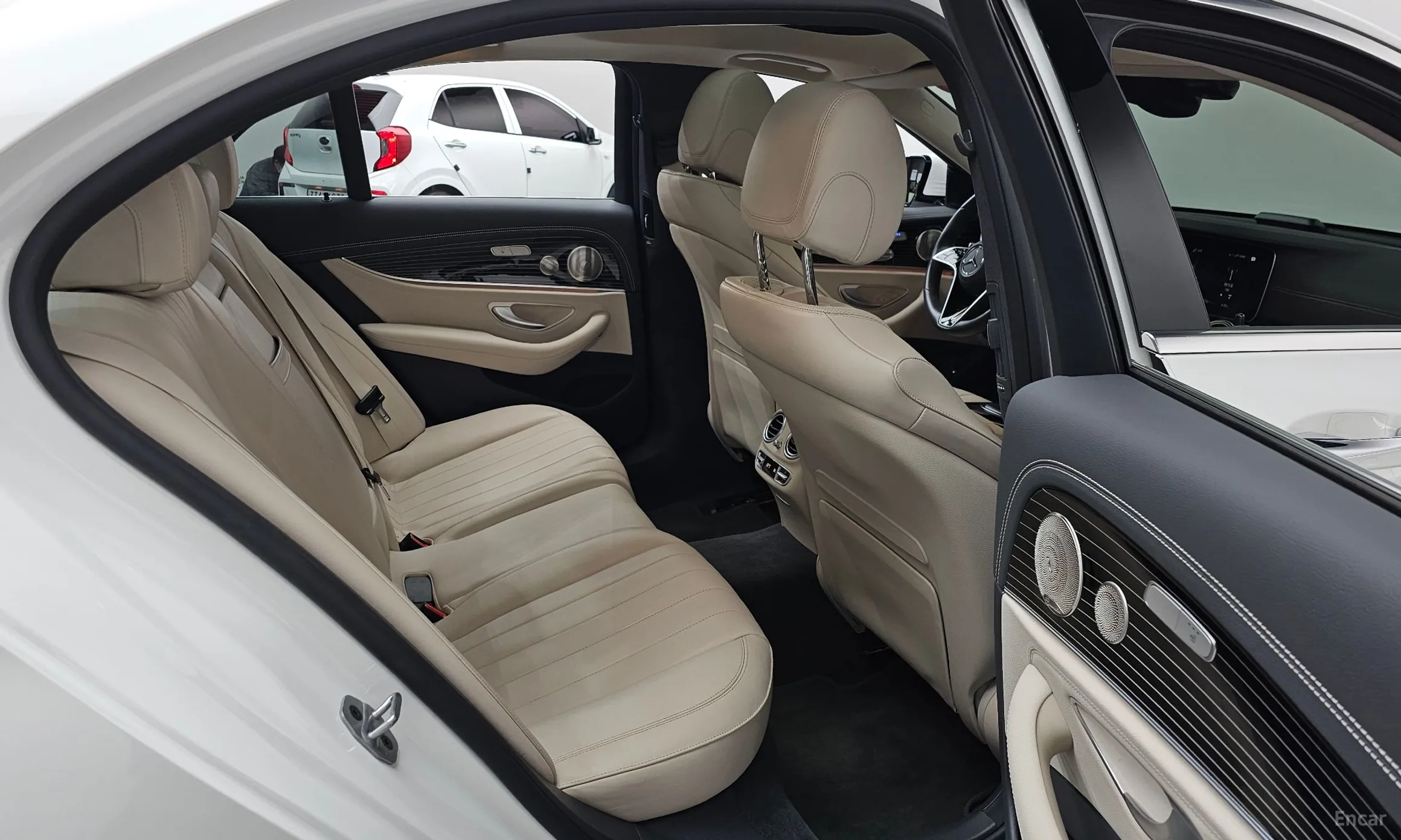 Mercedes Benz E-Class W213 превью 12