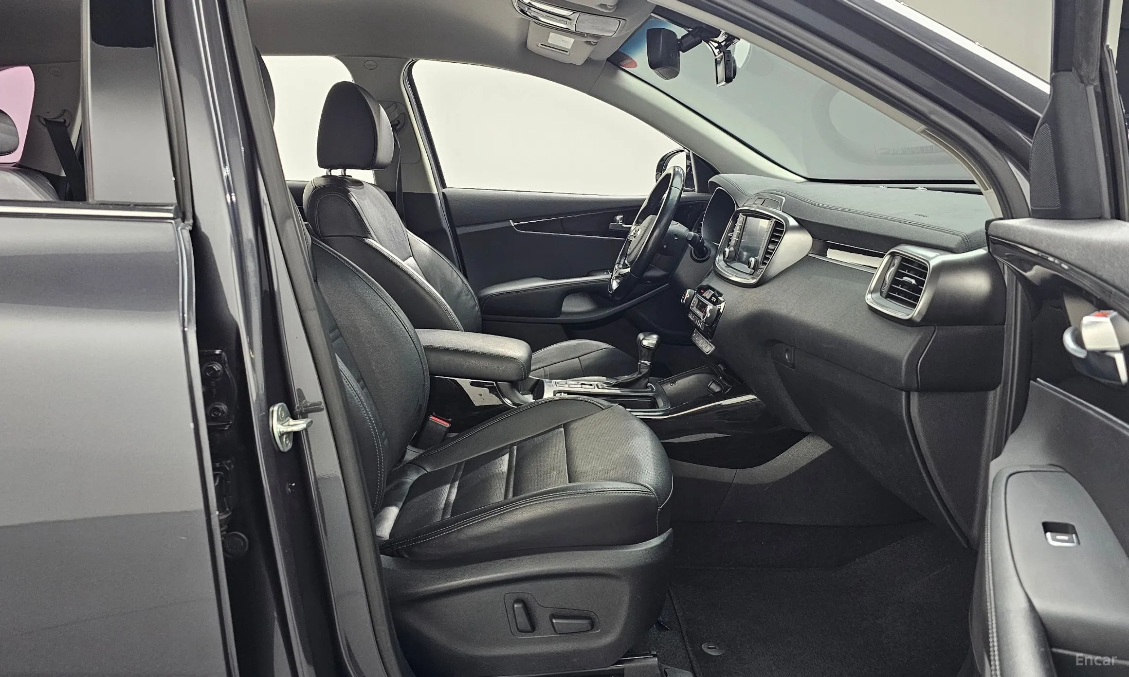 Kia Sorento превью 10