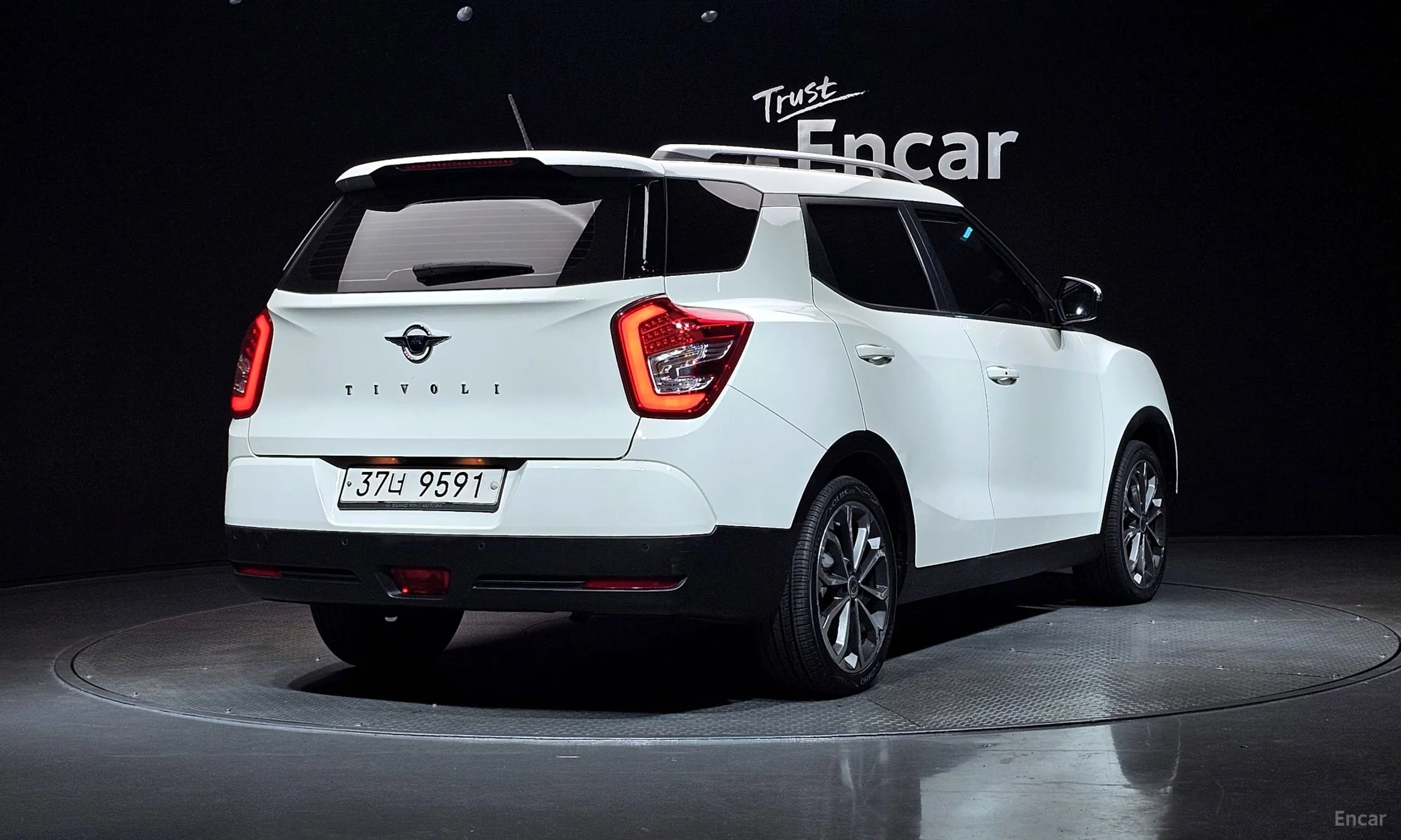KG Mobility (SsangYong) Tivoli Air превью 2