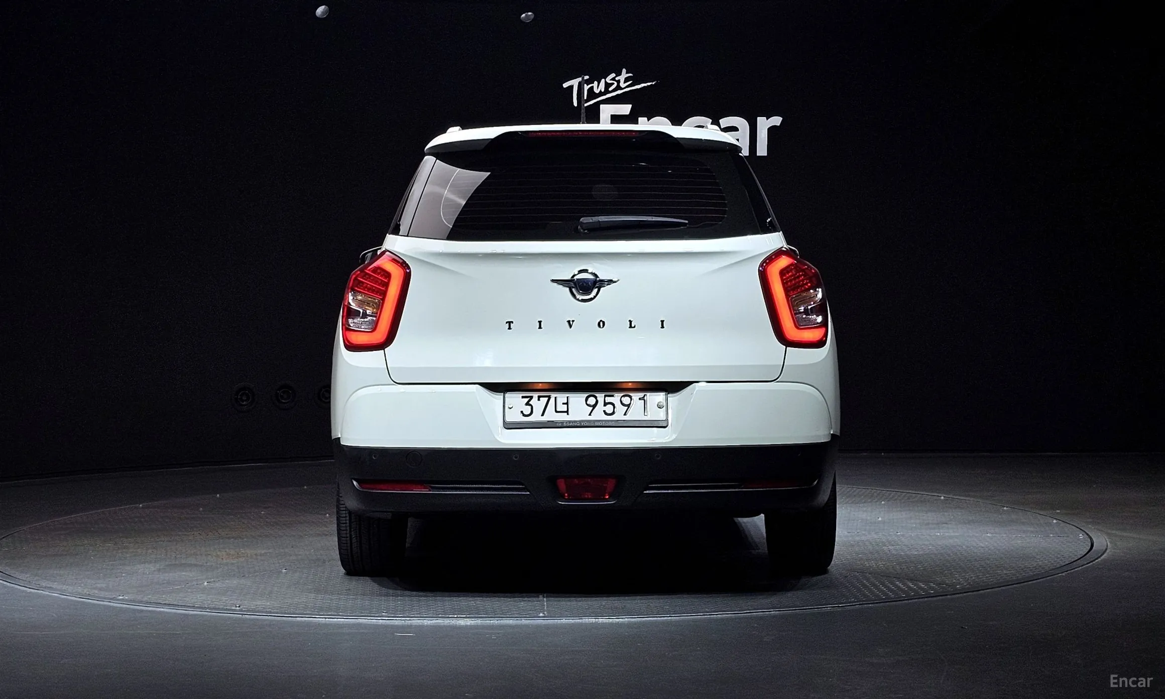 KG Mobility (SsangYong) Tivoli Air превью 4