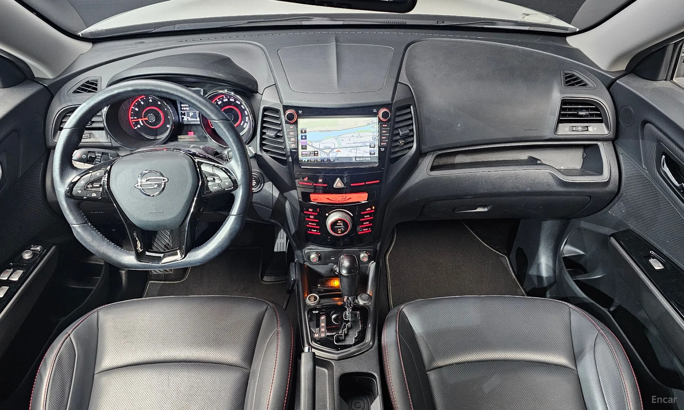 KG Mobility (SsangYong) Tivoli Air превью 7