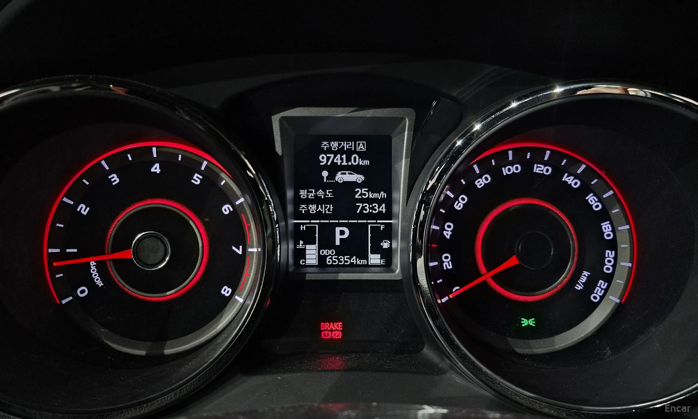 KG Mobility (SsangYong) Tivoli Air превью 8