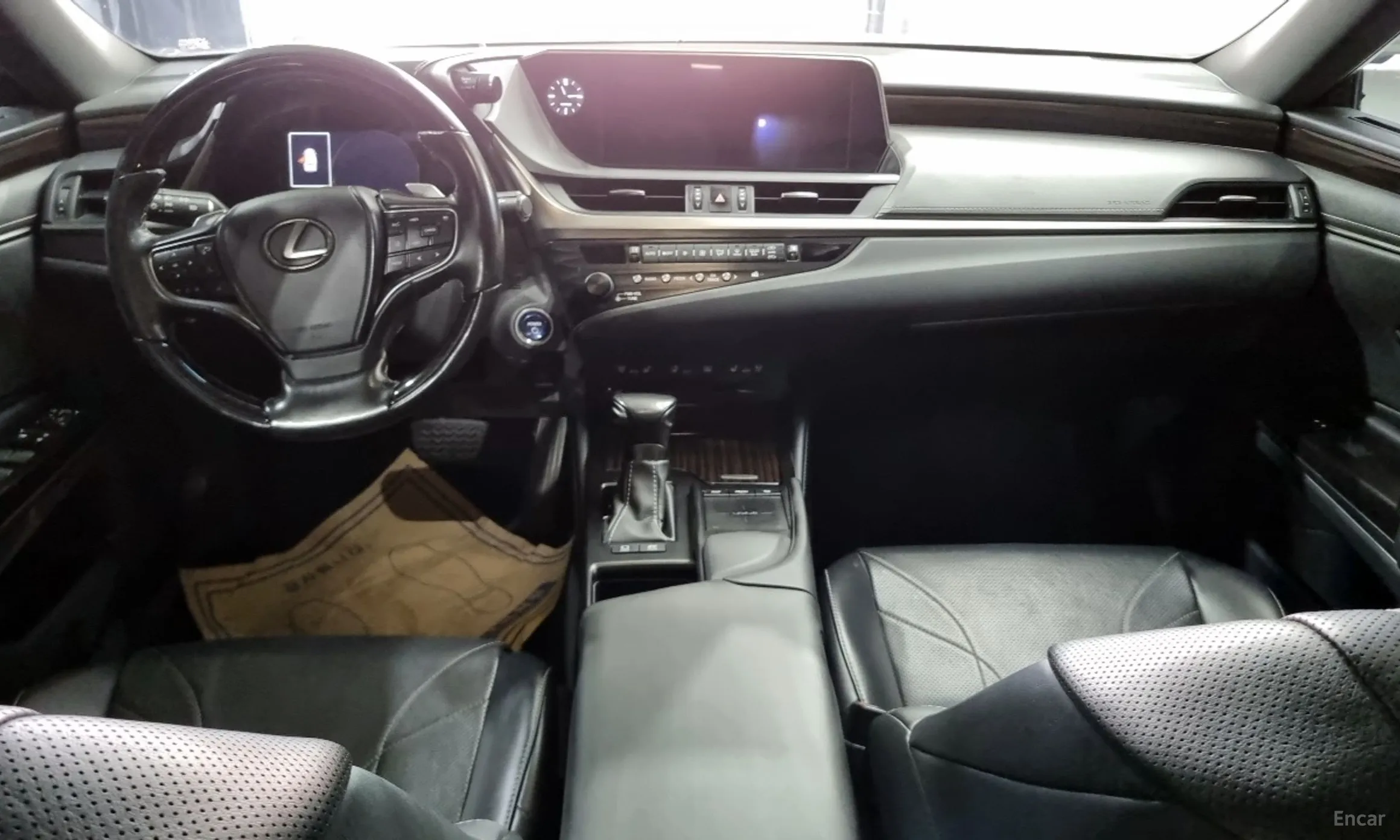 Lexus ES300h 7th Generation превью 11