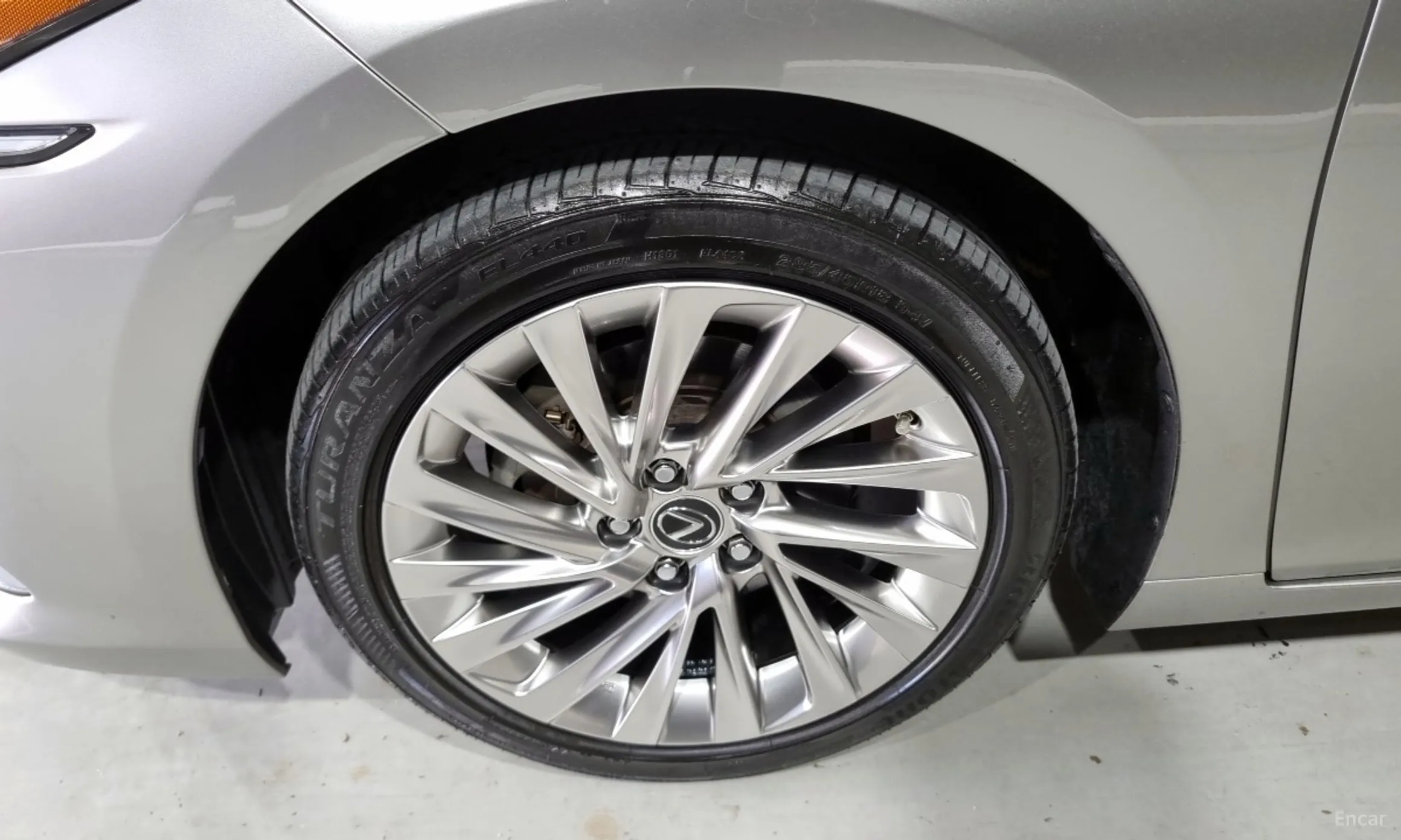Lexus ES300h 7th Generation превью 5