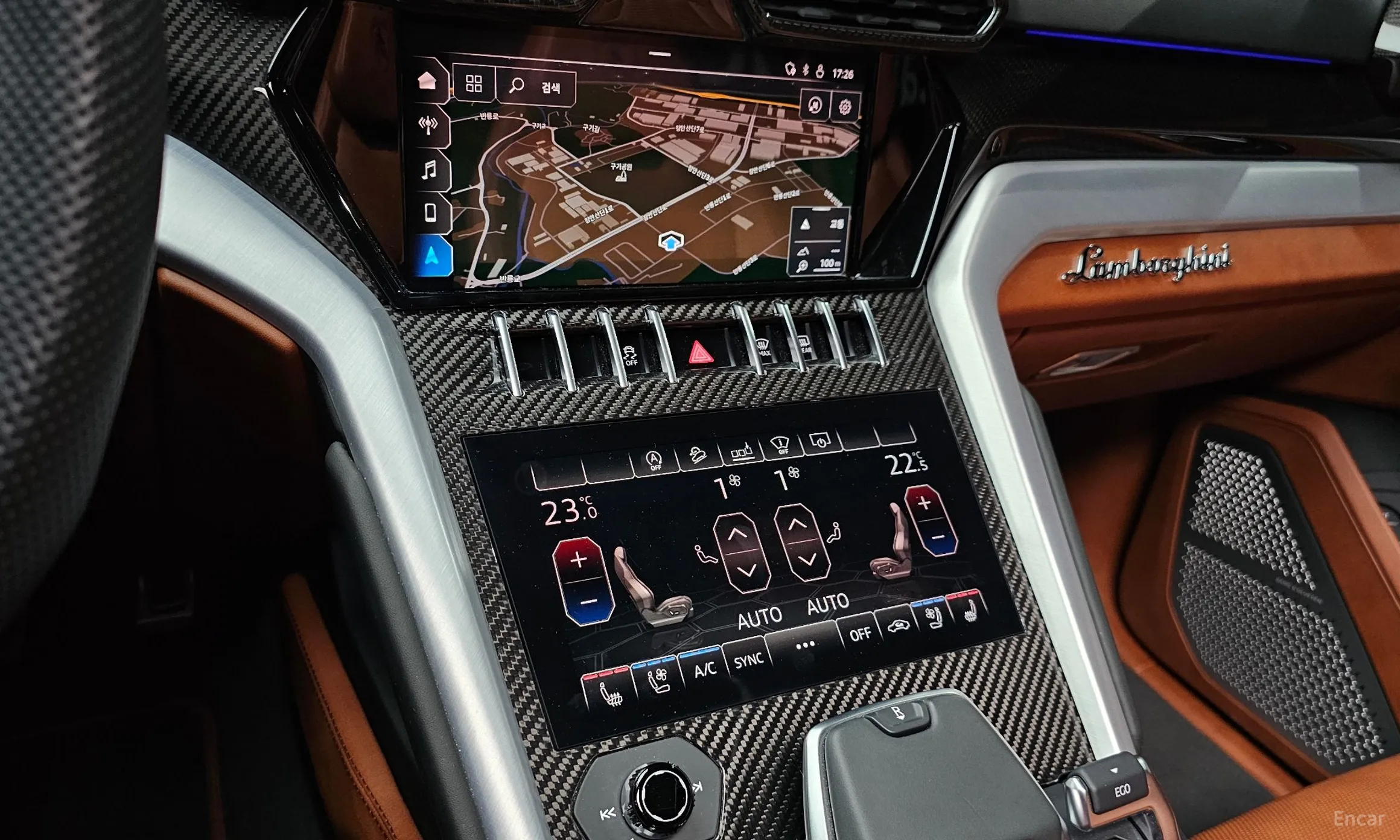 Lamborghini Urus превью 15