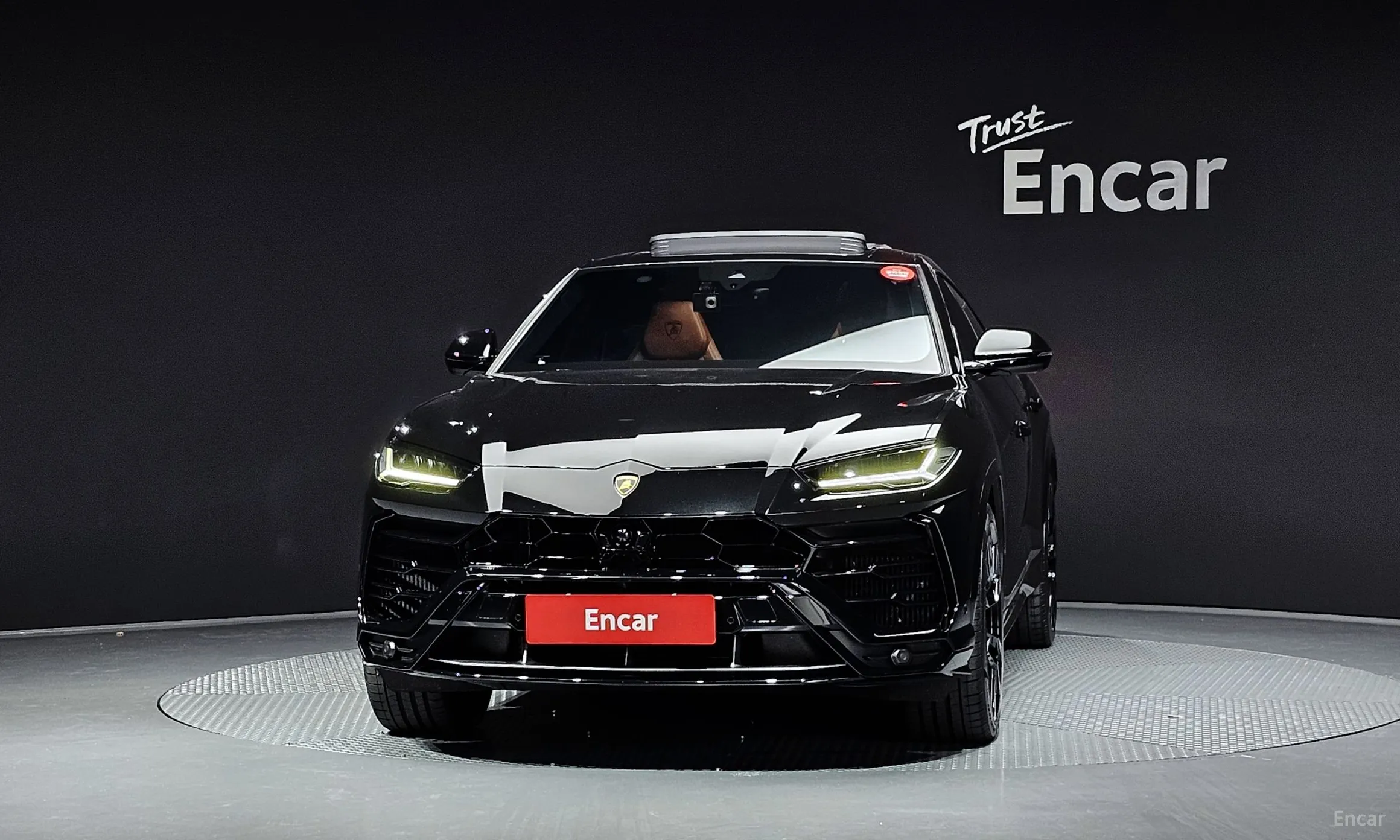 Lamborghini Urus превью 3