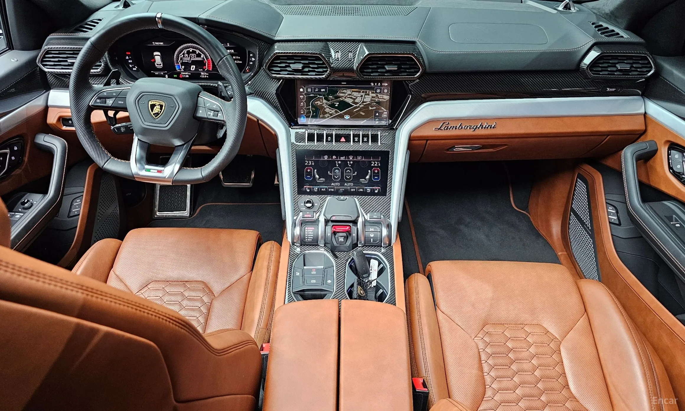 Lamborghini Urus превью 7