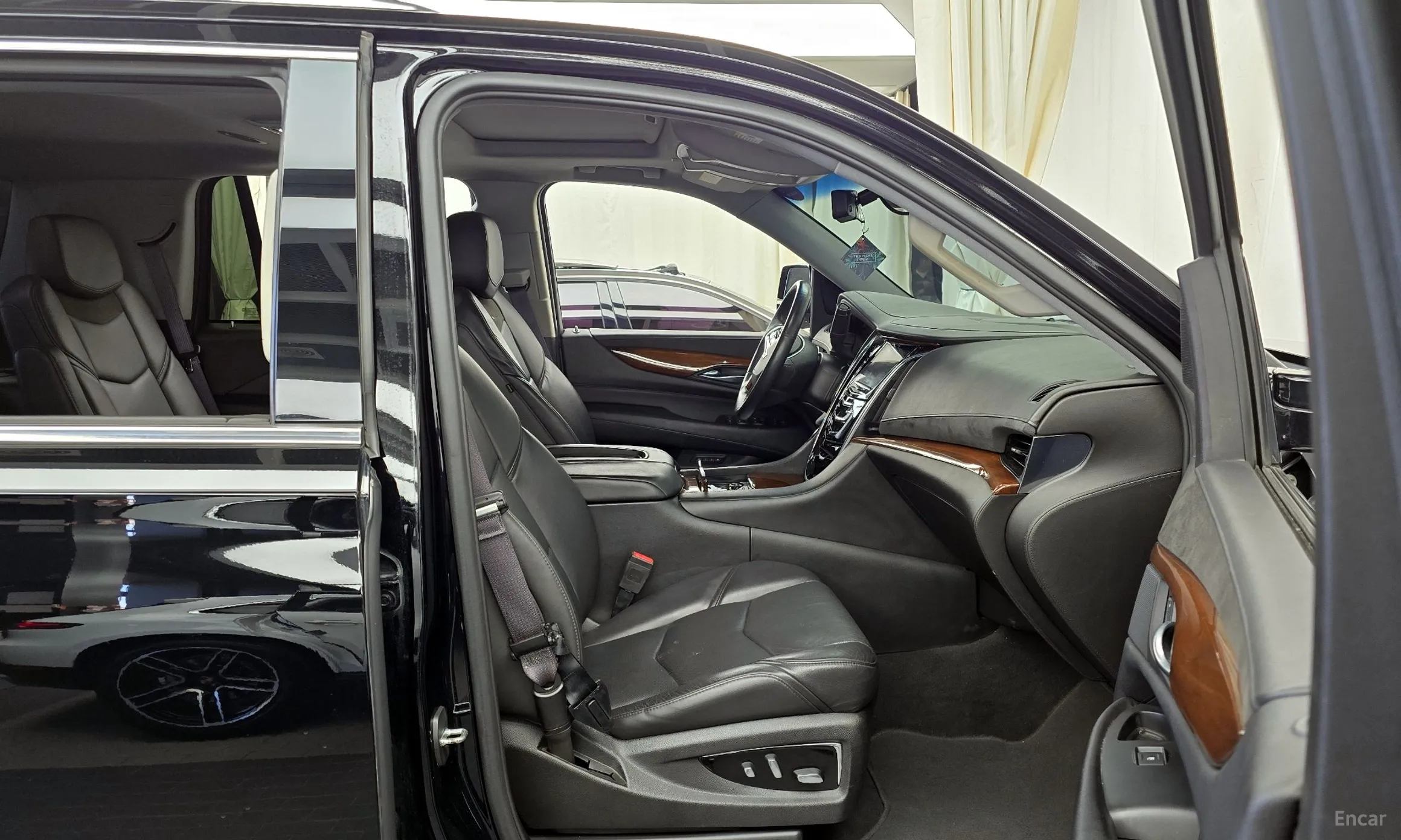 Cadillac Escalade превью 11