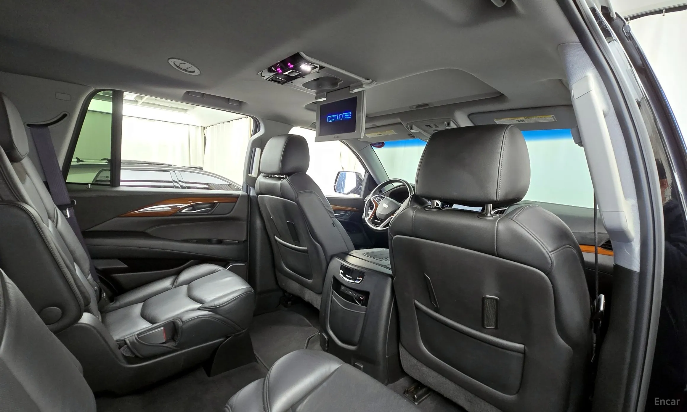 Cadillac Escalade превью 12