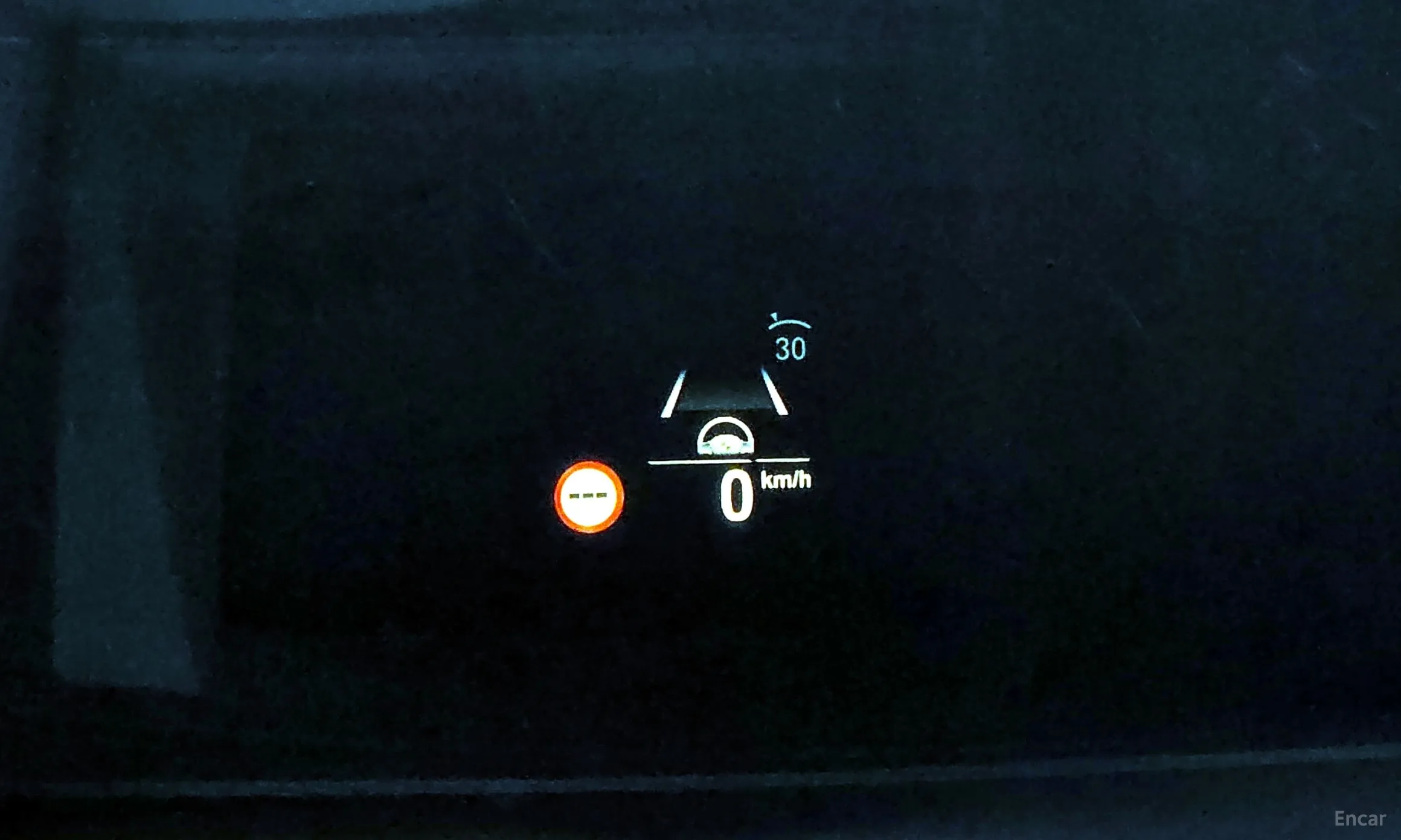 BMW 5 Series (G30) превью 17