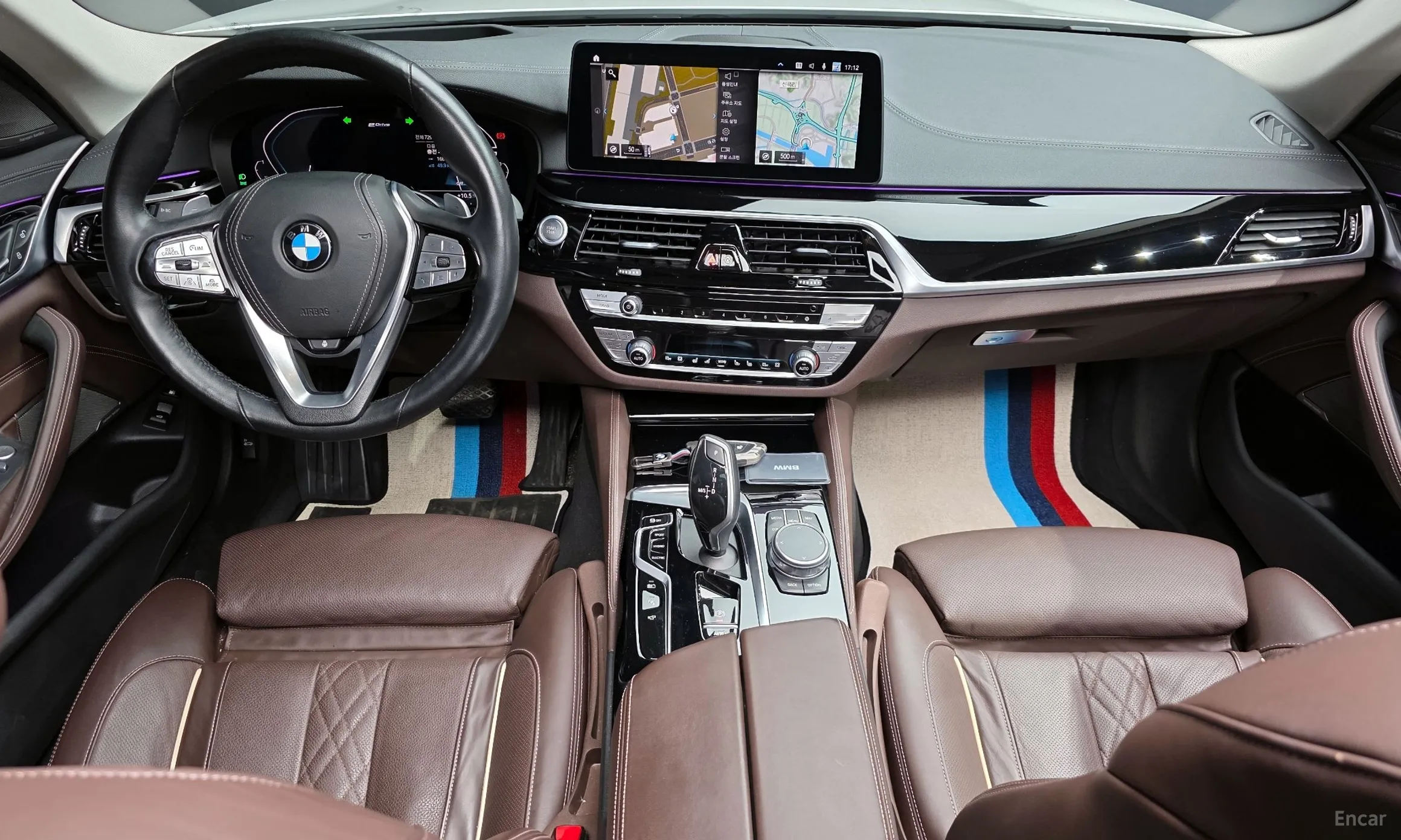 BMW 5 Series (G30) превью 7