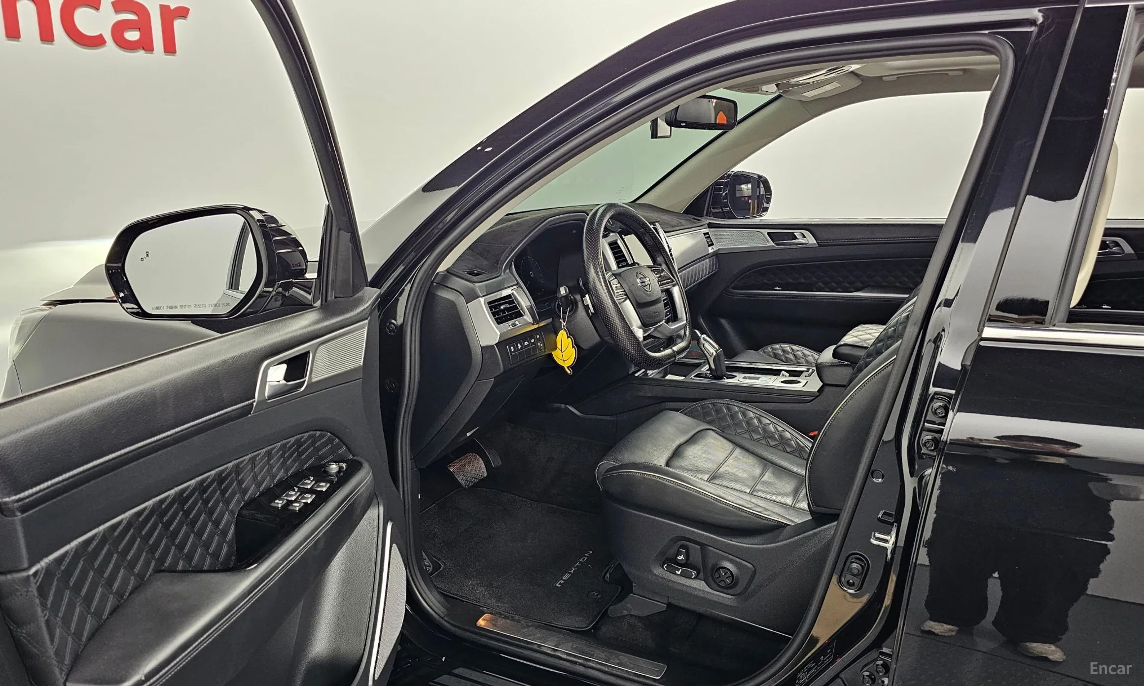 KG Mobility (SsangYong) Rexton превью 11