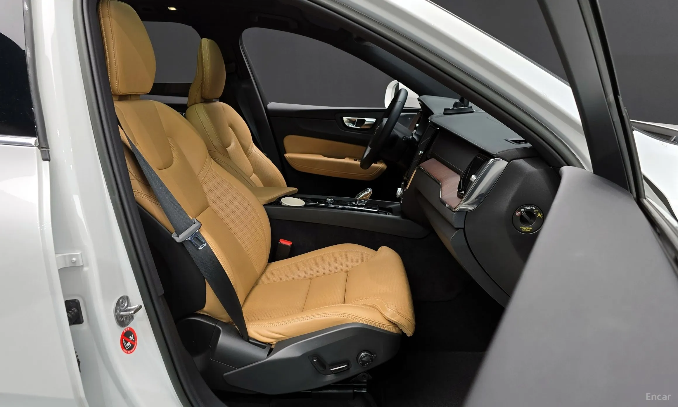 Volvo XC60 Gen 2 превью 11