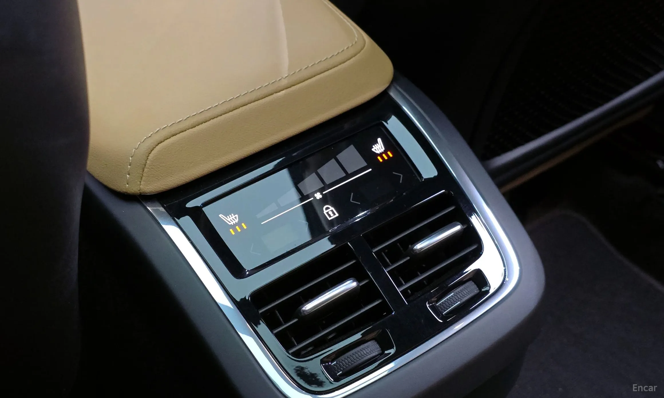 Volvo XC60 Gen 2 превью 19