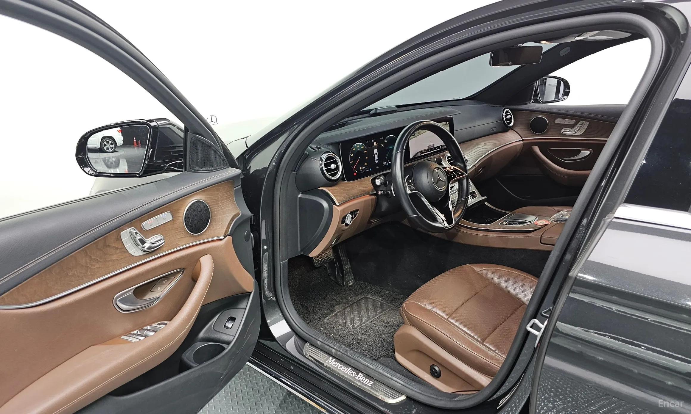Mercedes Benz E-Class W213 превью 10