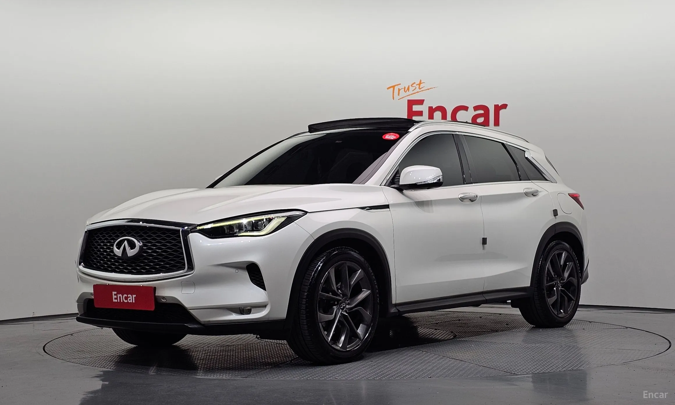 QX50 (P71A)