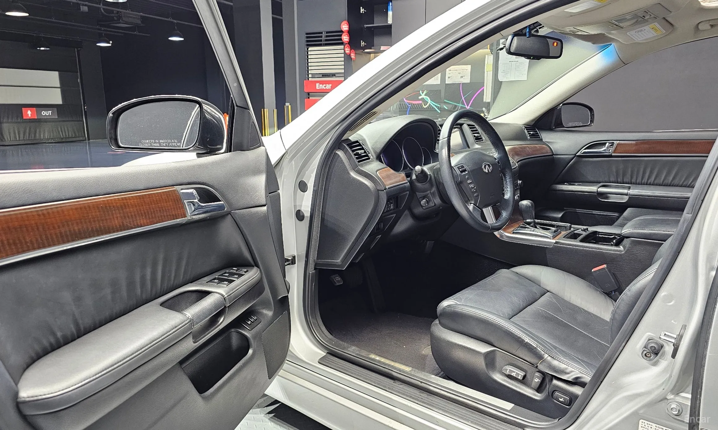 Infiniti M35 превью 11