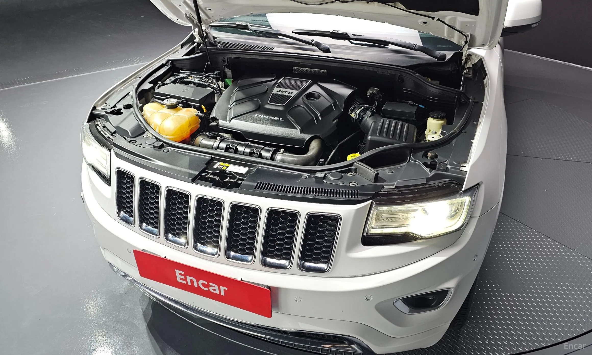 Jeep Grand Cherokee превью 6