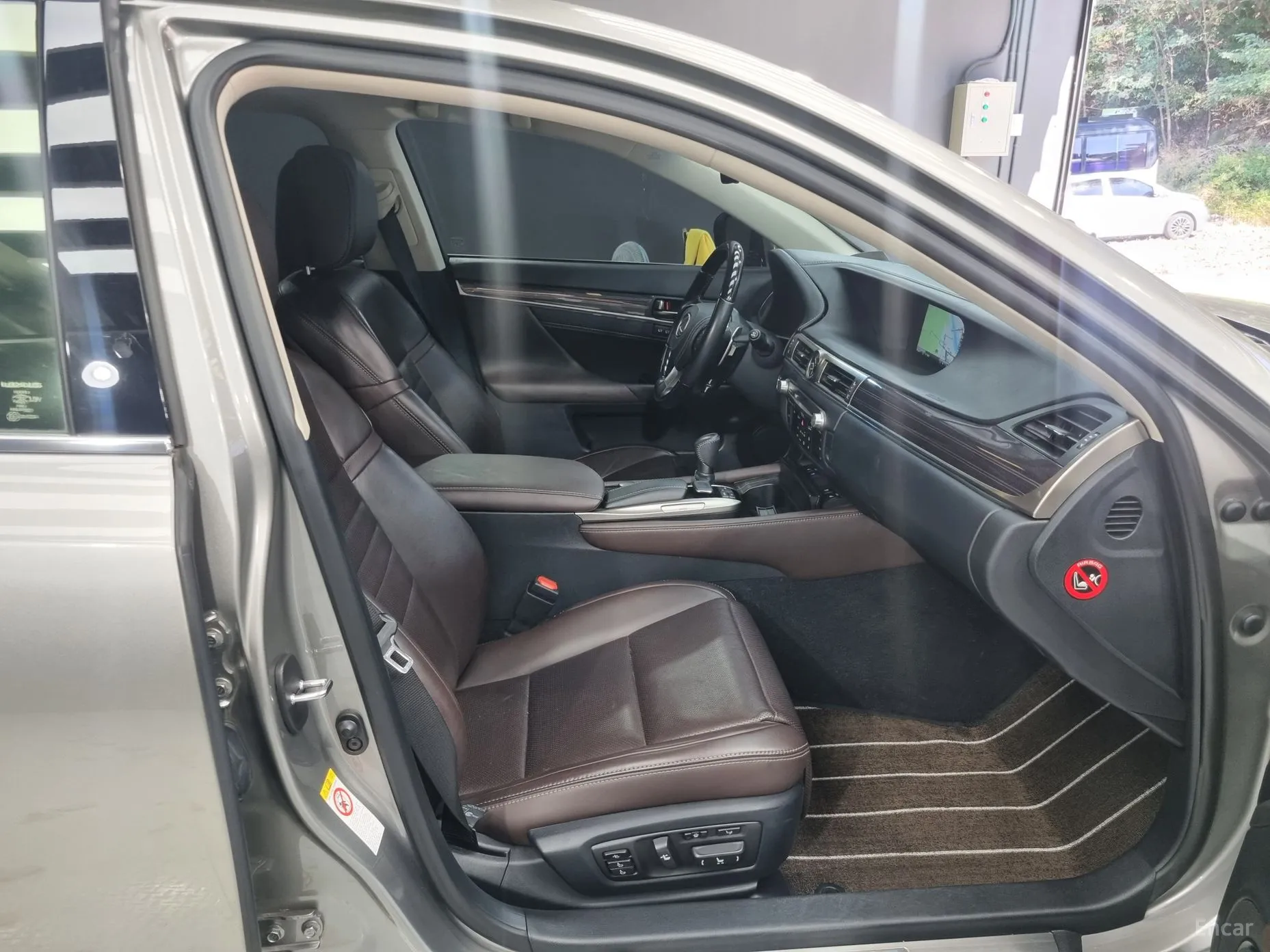 Lexus New GS350 превью 13