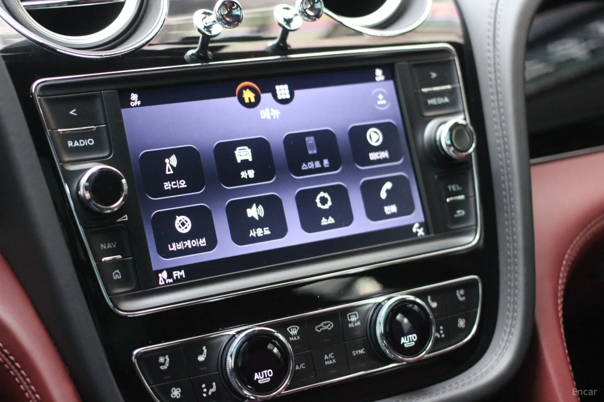 Bentley Bentayga превью 9