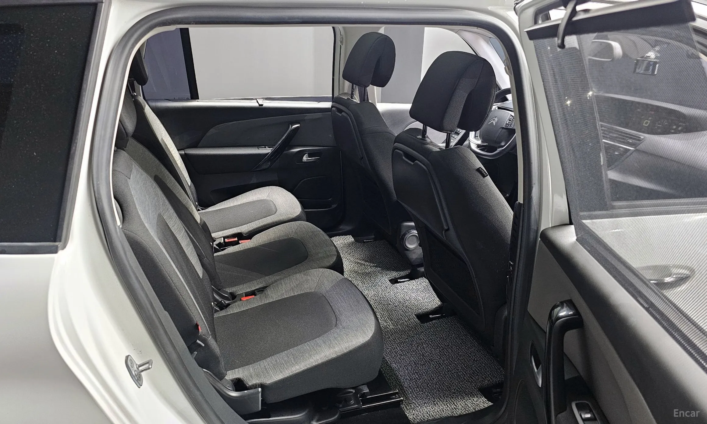Citroën/DS Grand C4 Picasso превью 12