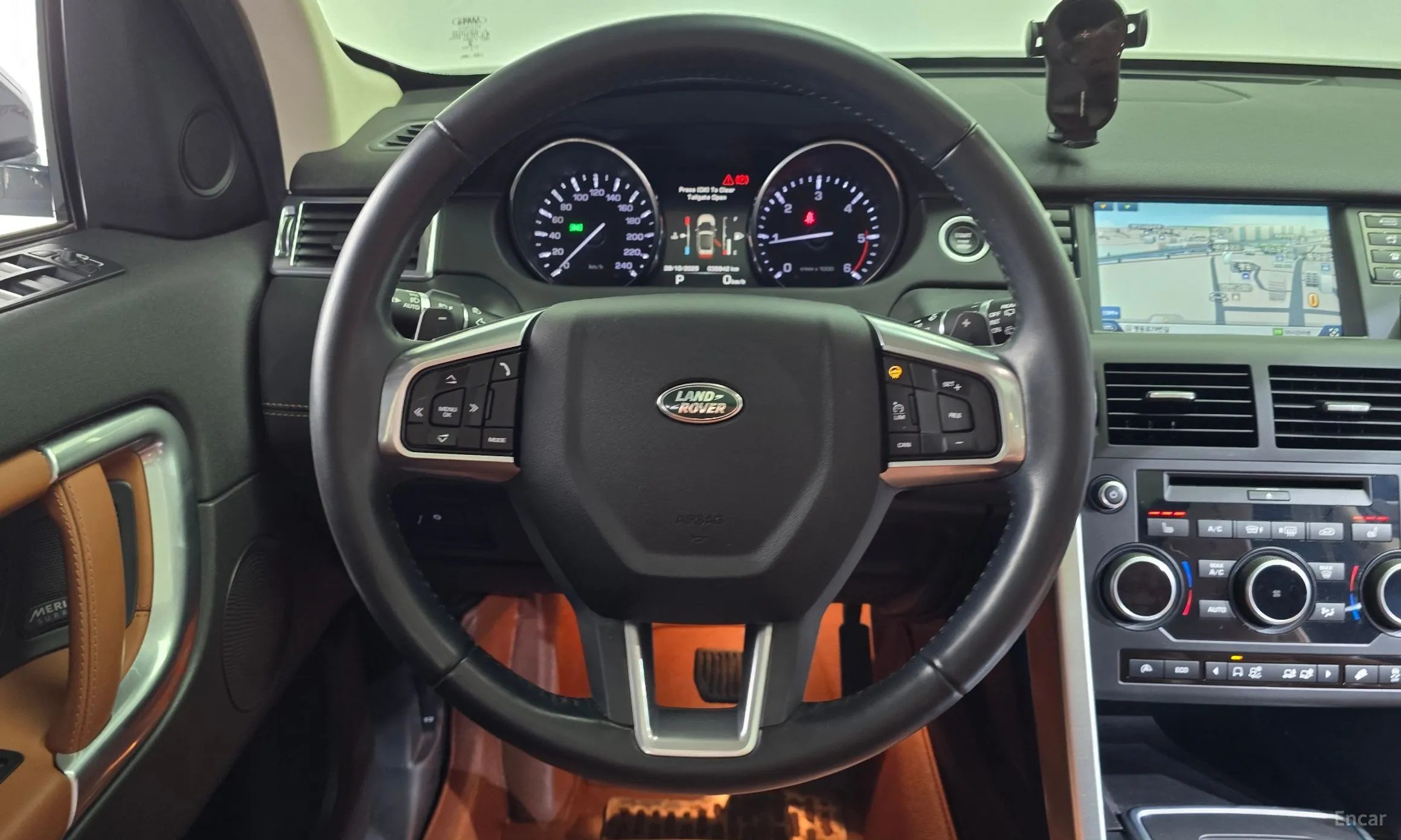 Land Rover Discovery Sports превью 13