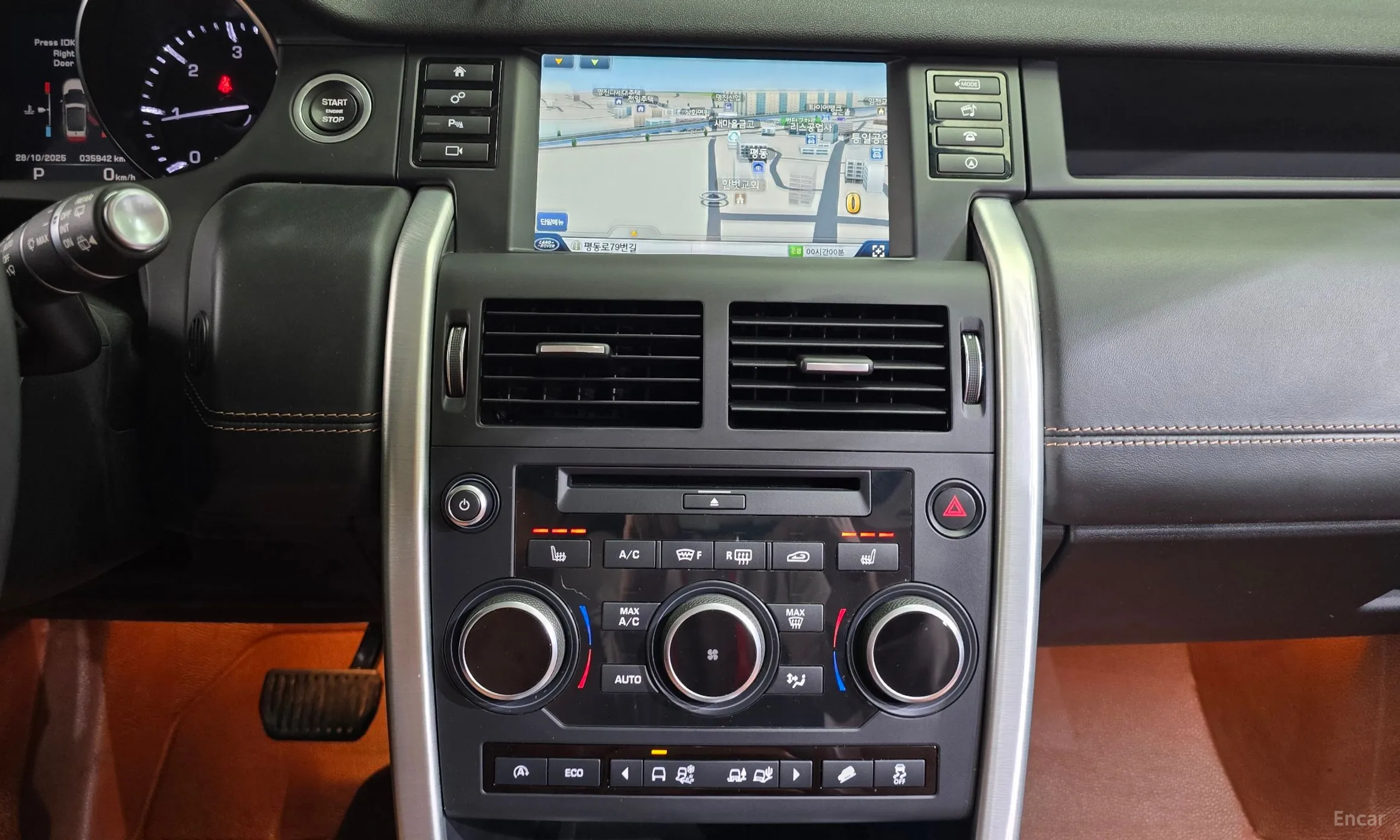 Land Rover Discovery Sports превью 14