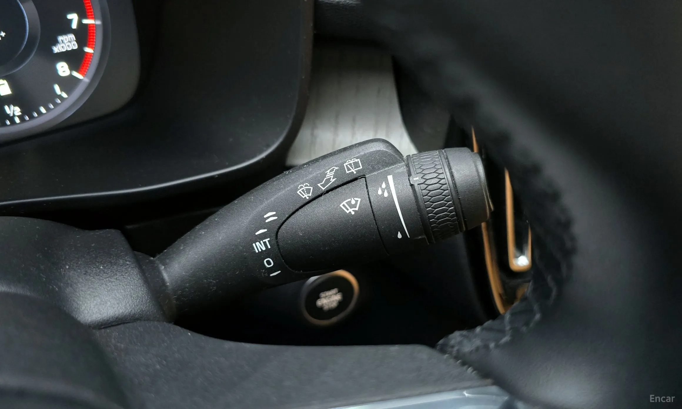 Volvo XC40 превью 17