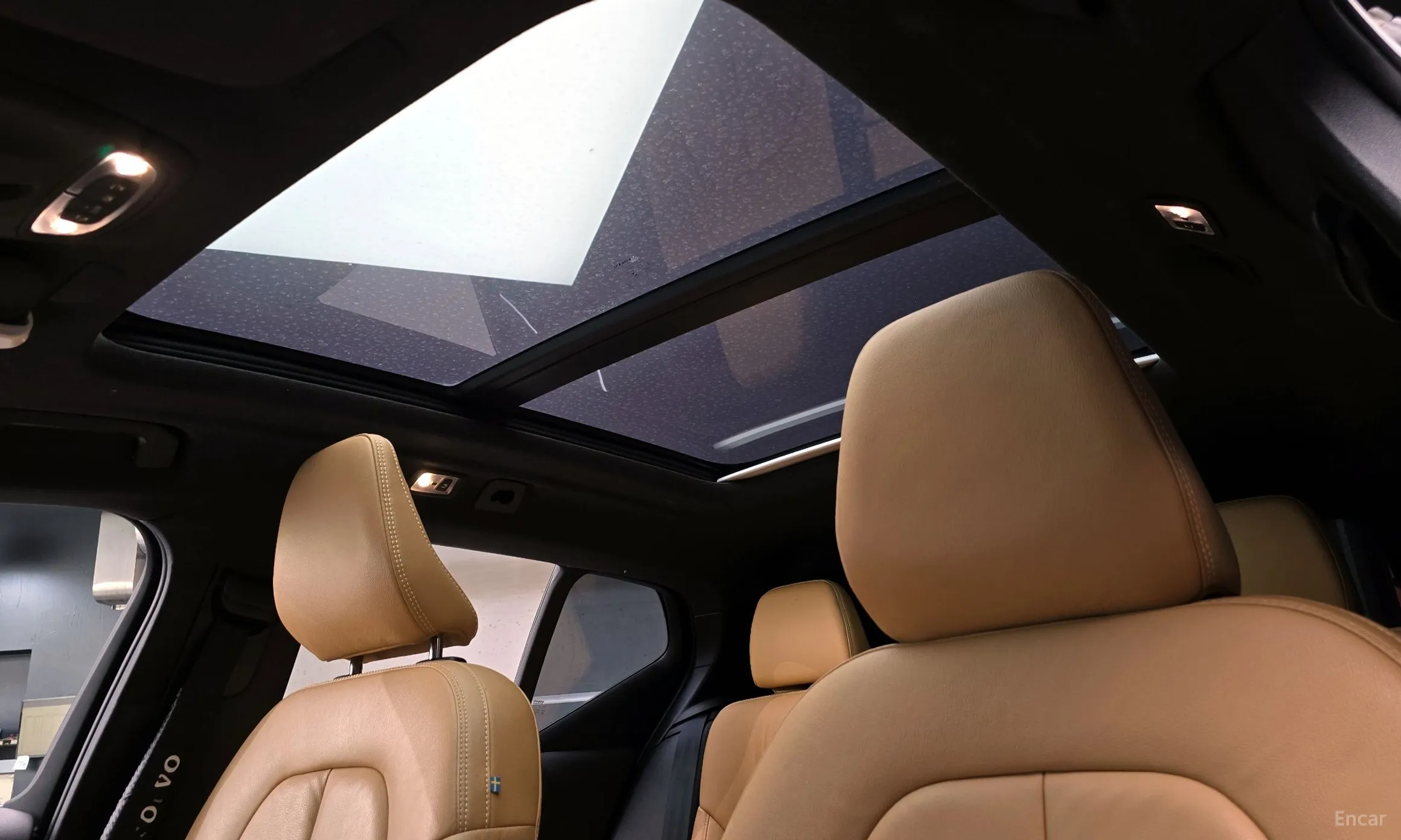 Volvo XC40 превью 18