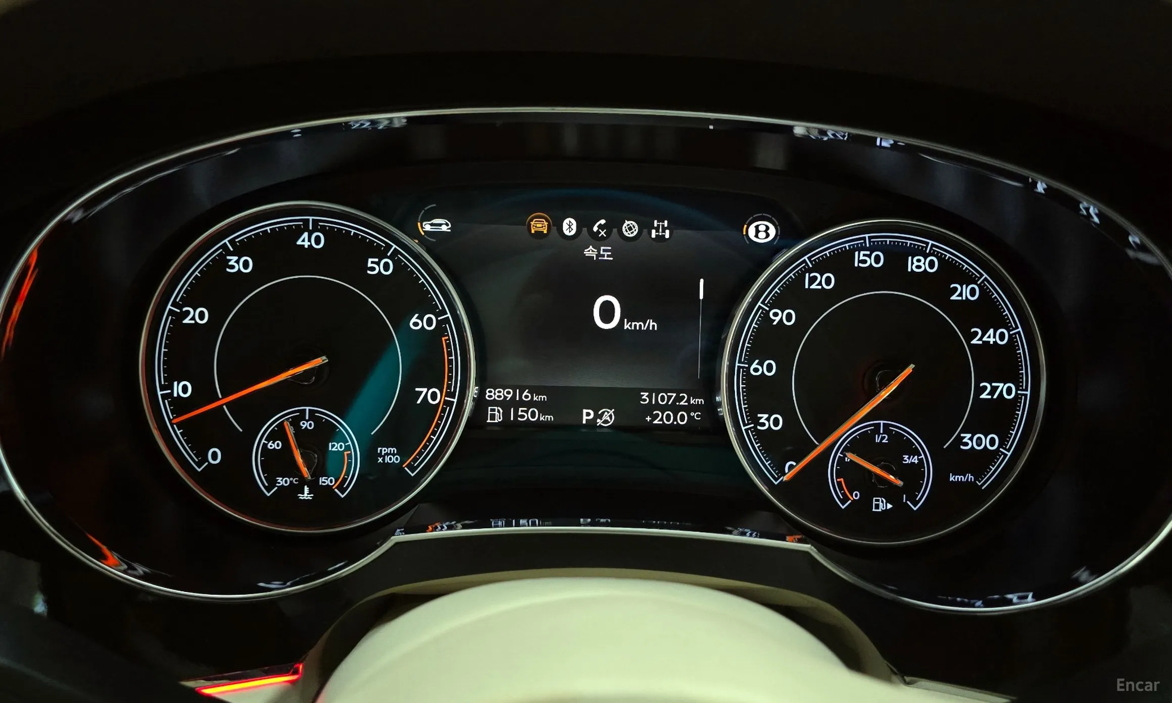 Bentley Bentayga превью 8