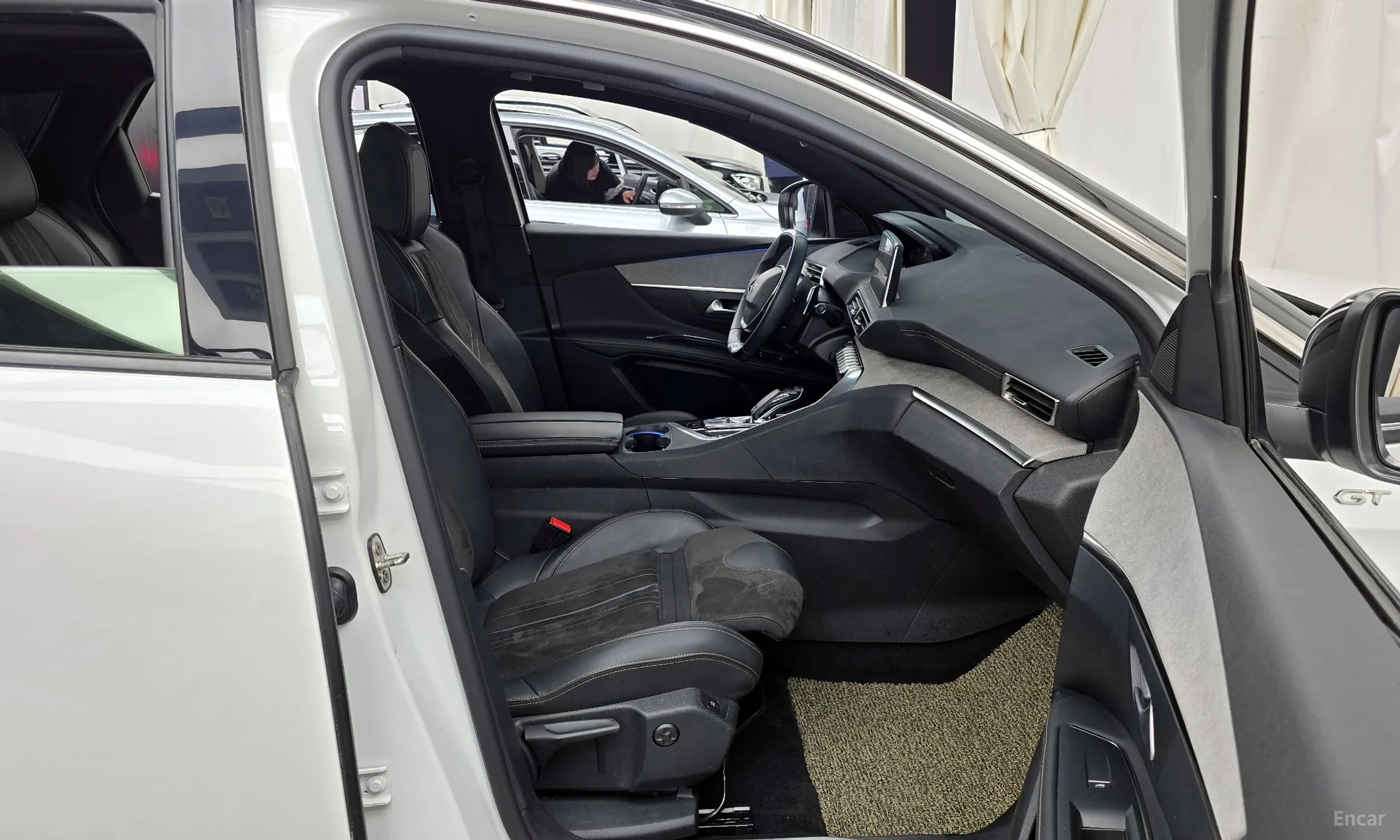 Peugeot 3008 2nd generation превью 11