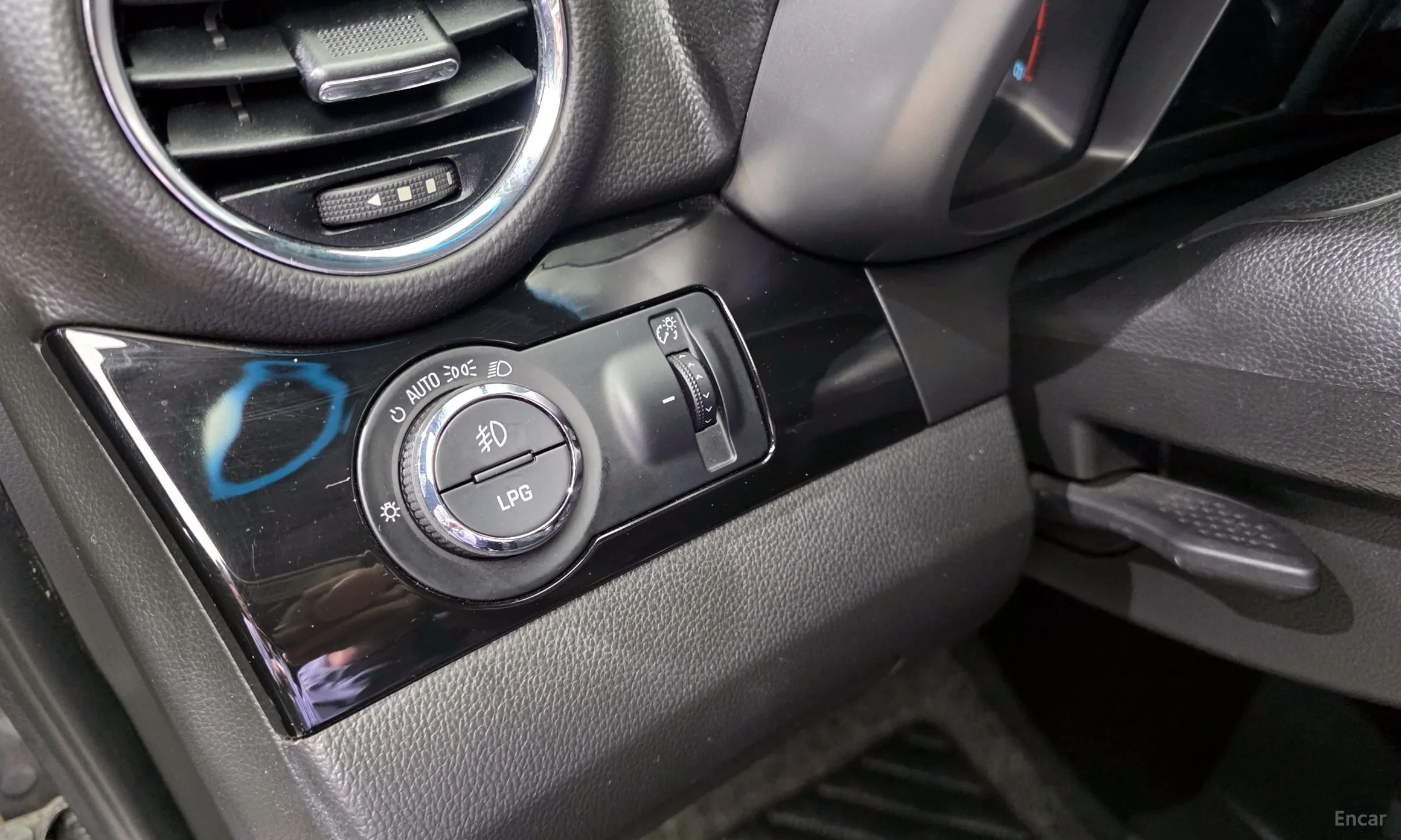Chevrolet (GM Daewoo) Orlando превью 15