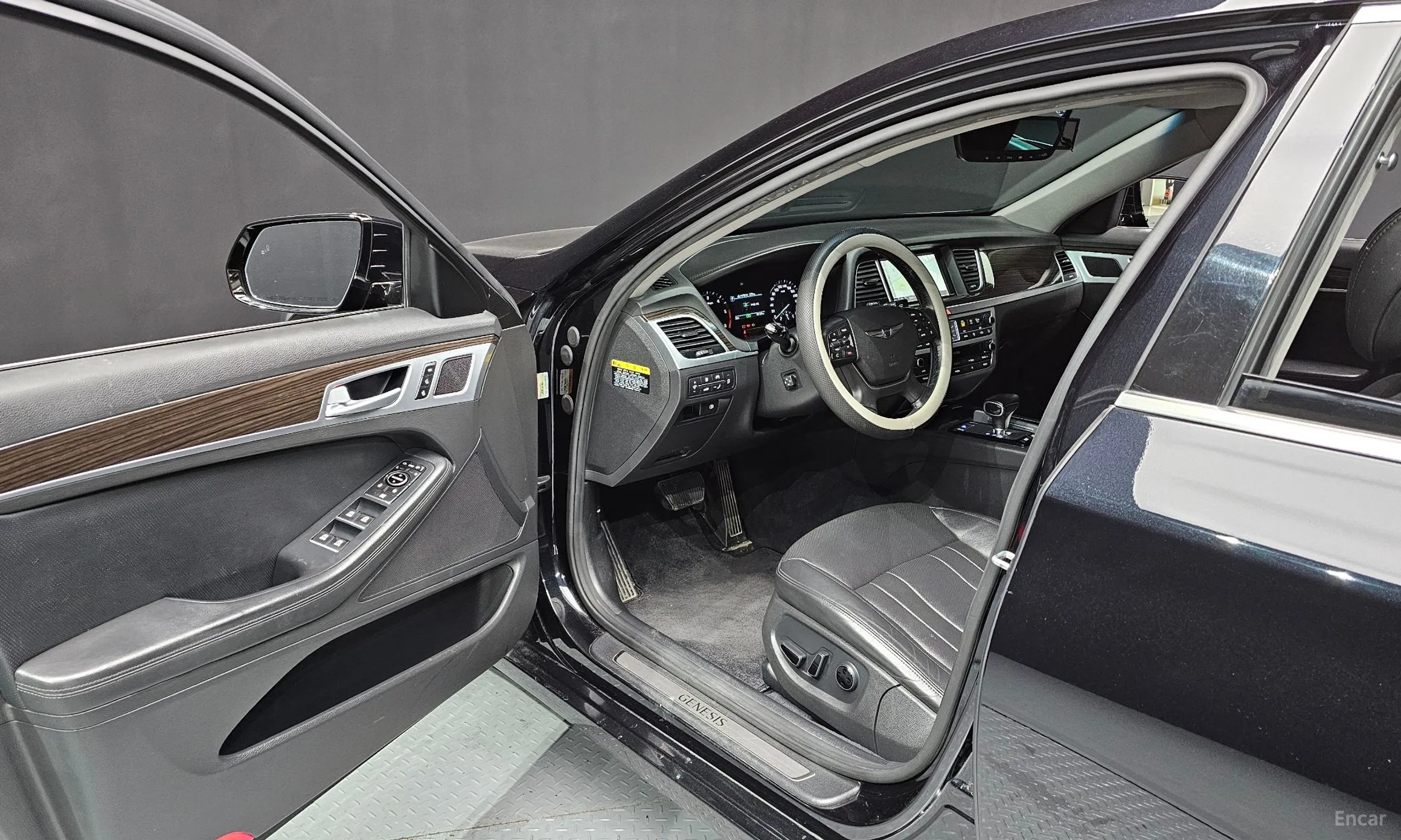 Genesis G80 превью 10