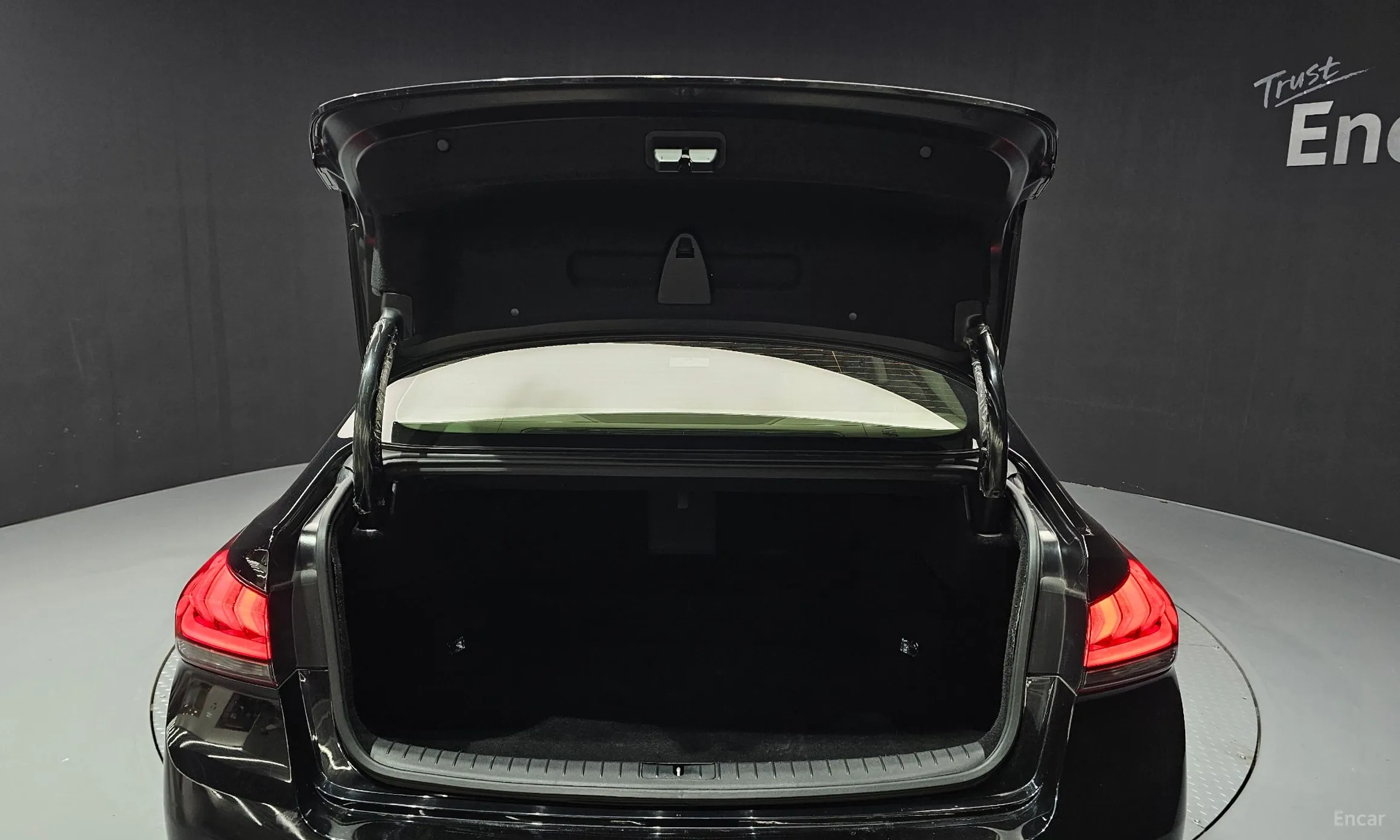 Genesis G80 превью 20