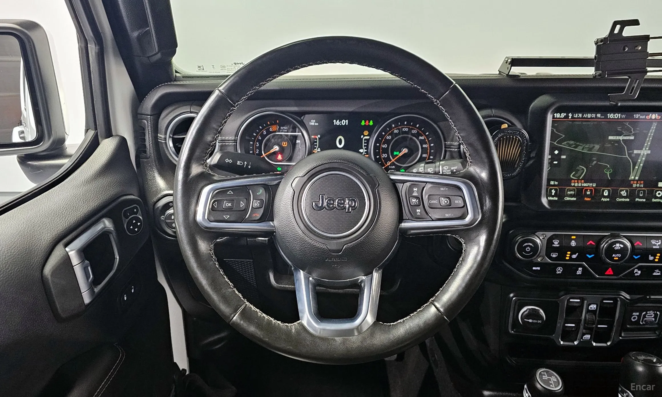 Jeep Wrangler (JL) превью 13