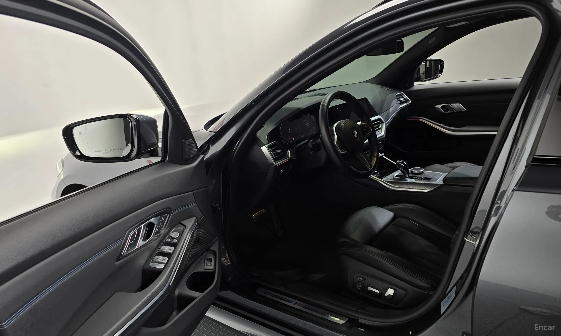 BMW 3 Series (G20) превью 10