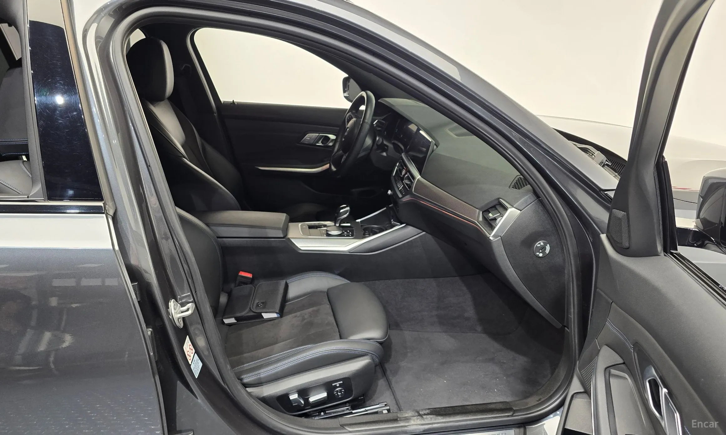 BMW 3 Series (G20) превью 11
