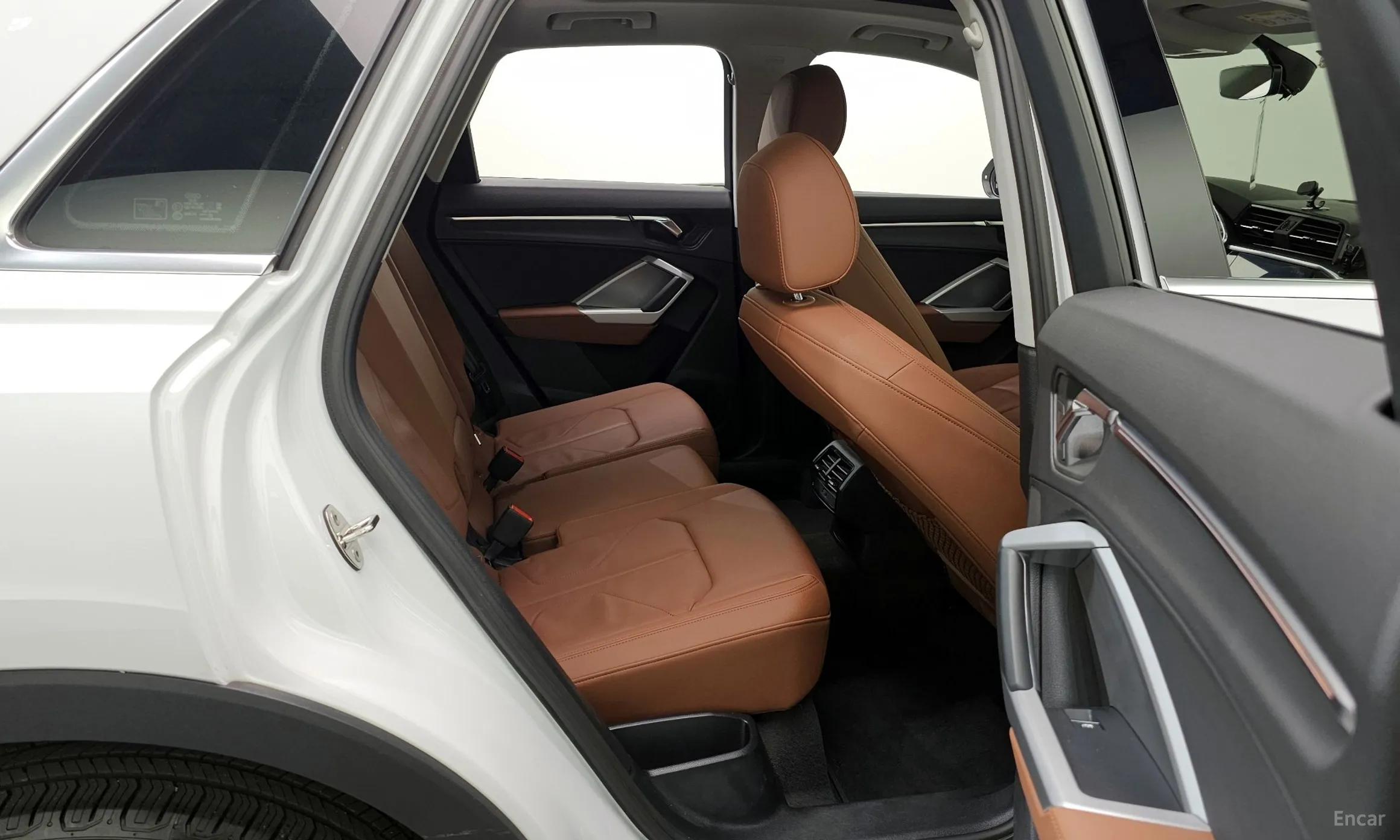 Audi Q3 (F3) превью 12