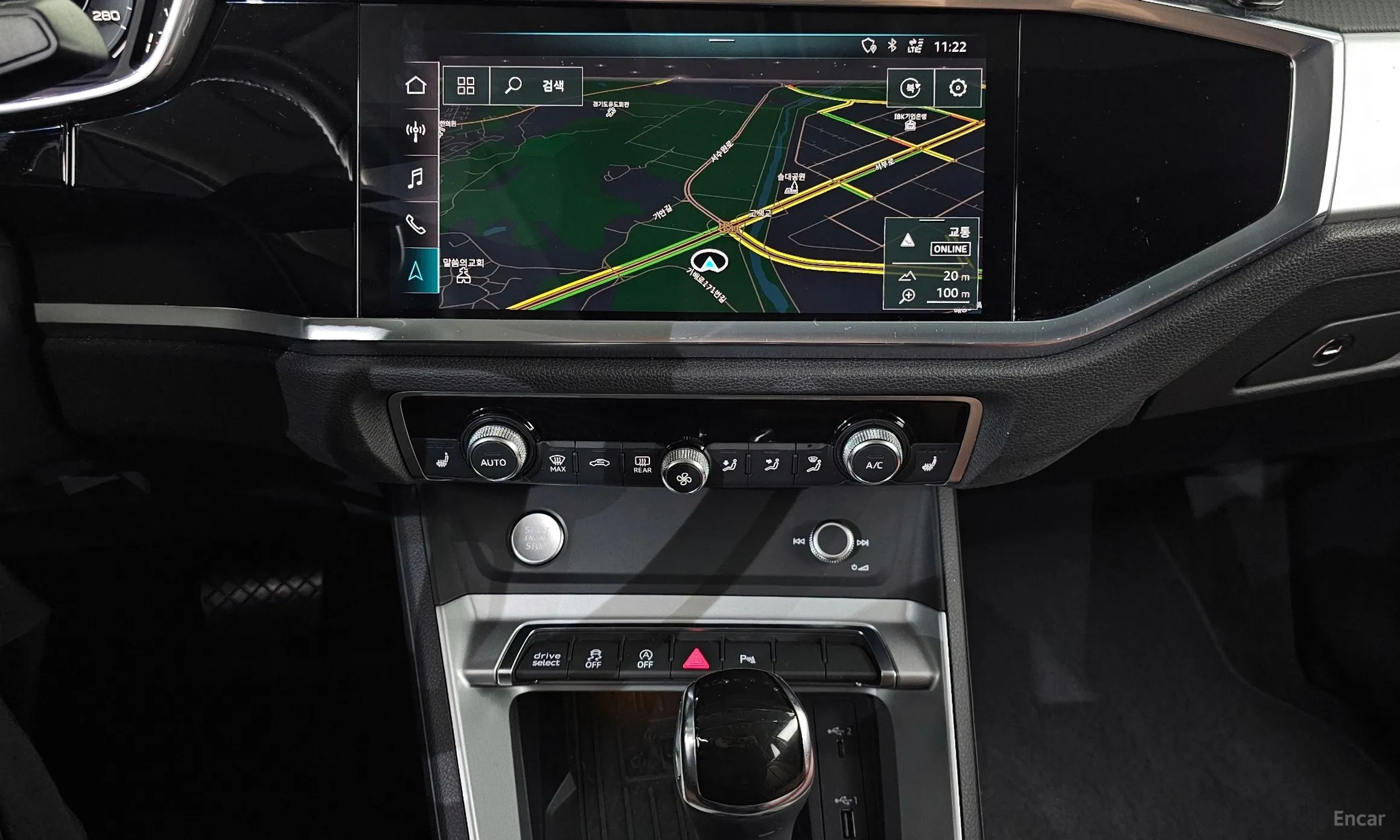 Audi Q3 (F3) превью 14