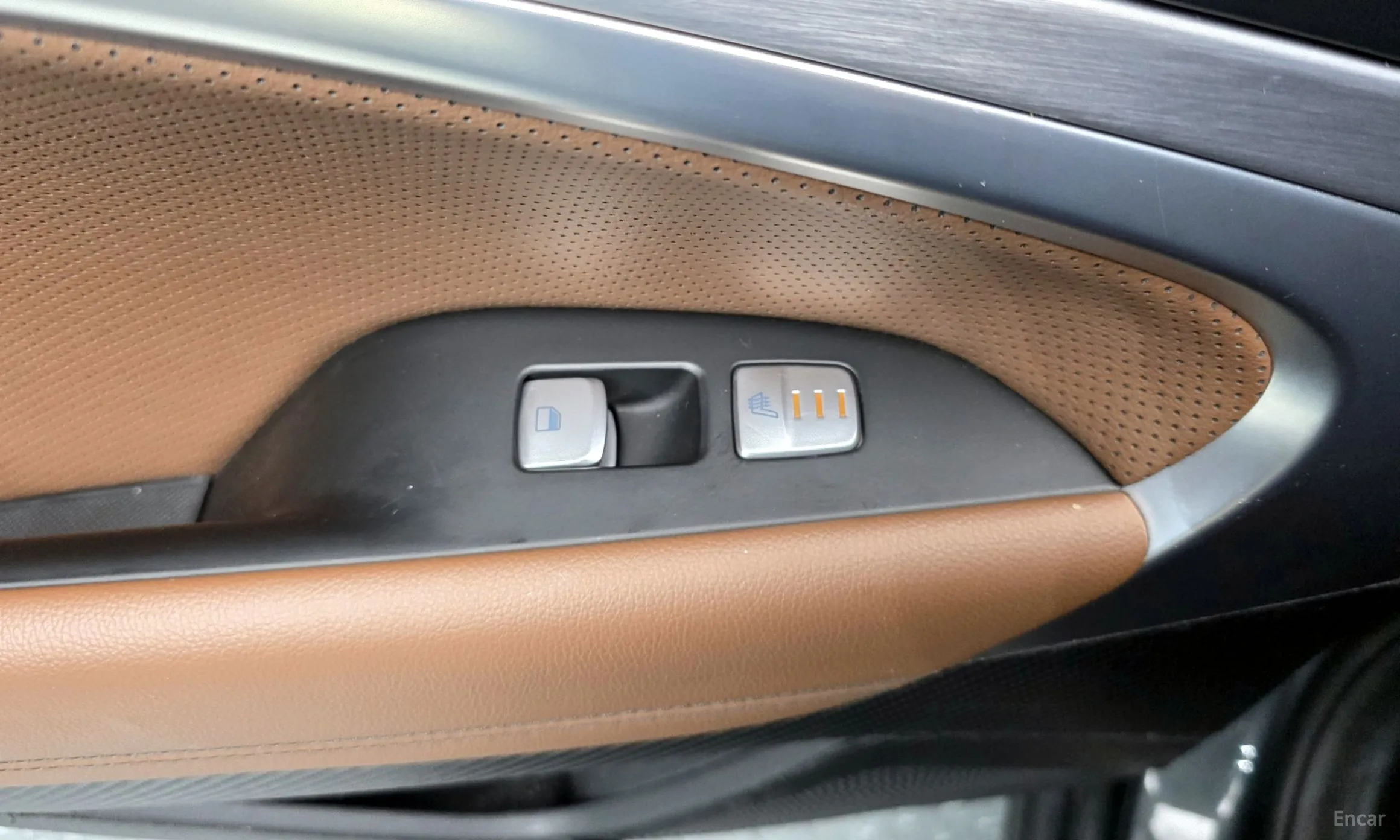 Genesis G70 превью 19